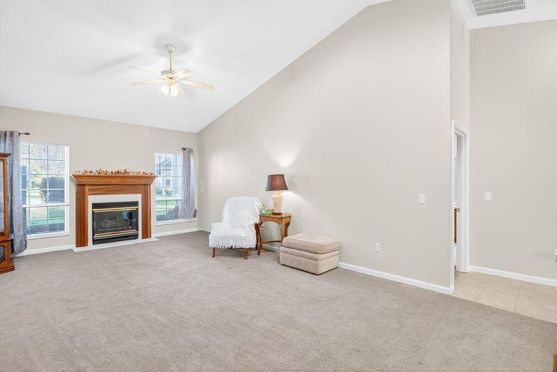 910 Cambridge, Troy, Ohio 45373