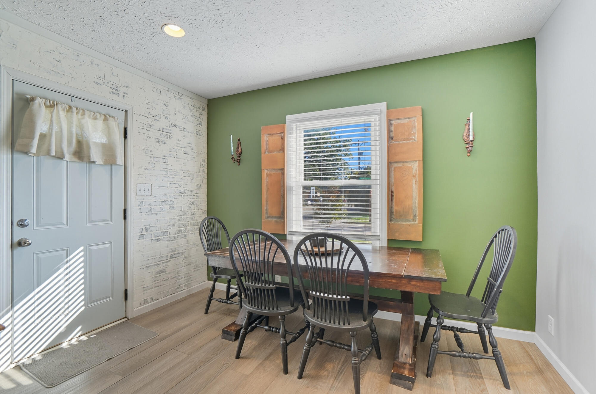 1126 Piedmont Road, Columbus, Ohio 43224