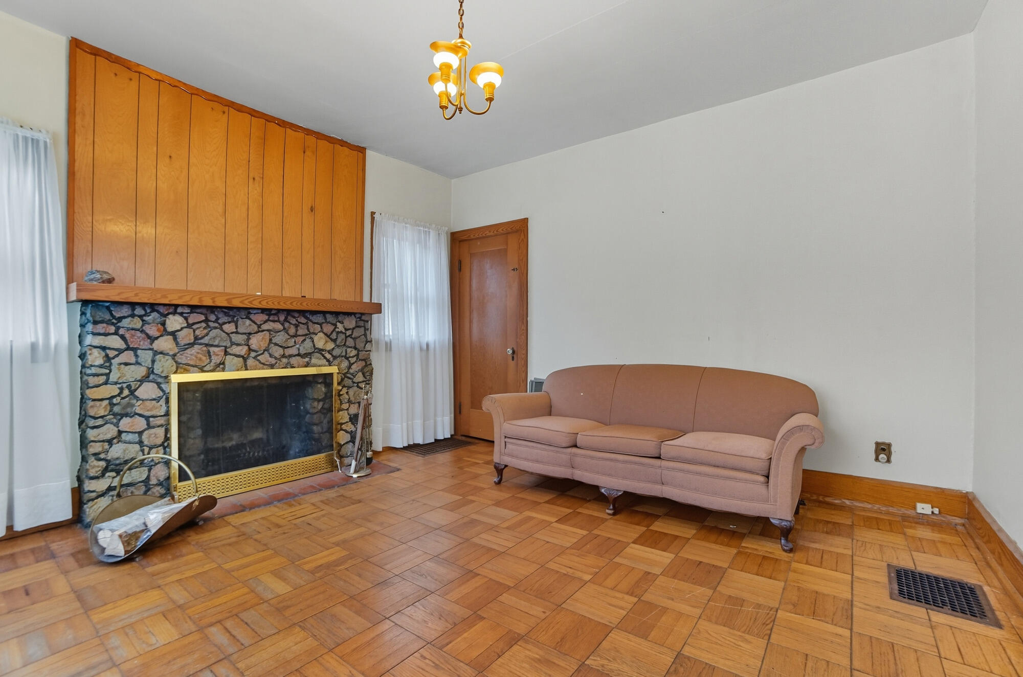 525 Light Street, Springfield, Ohio 45506