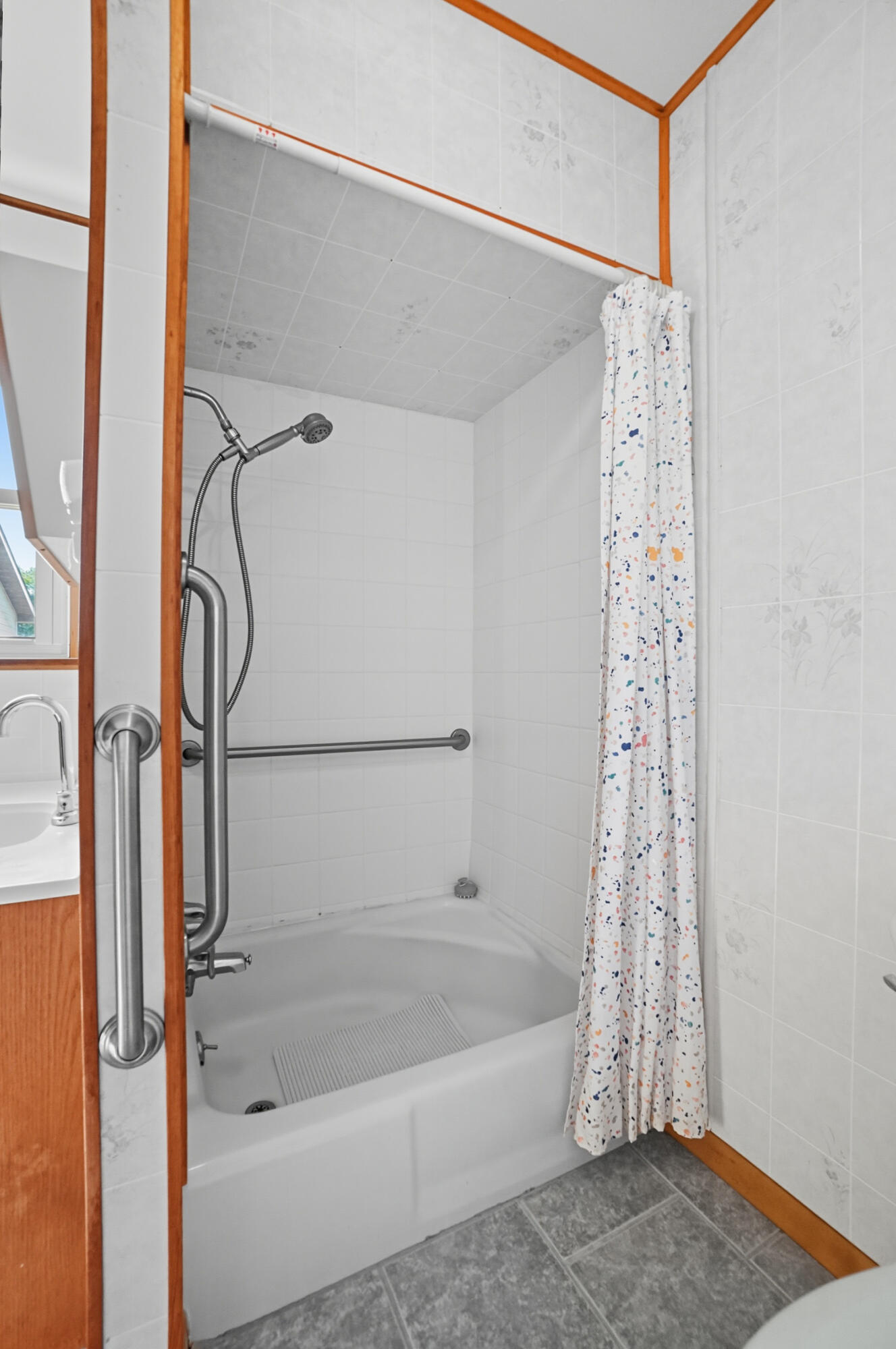 17 Walnut Street, Uniopolis, Ohio 45888