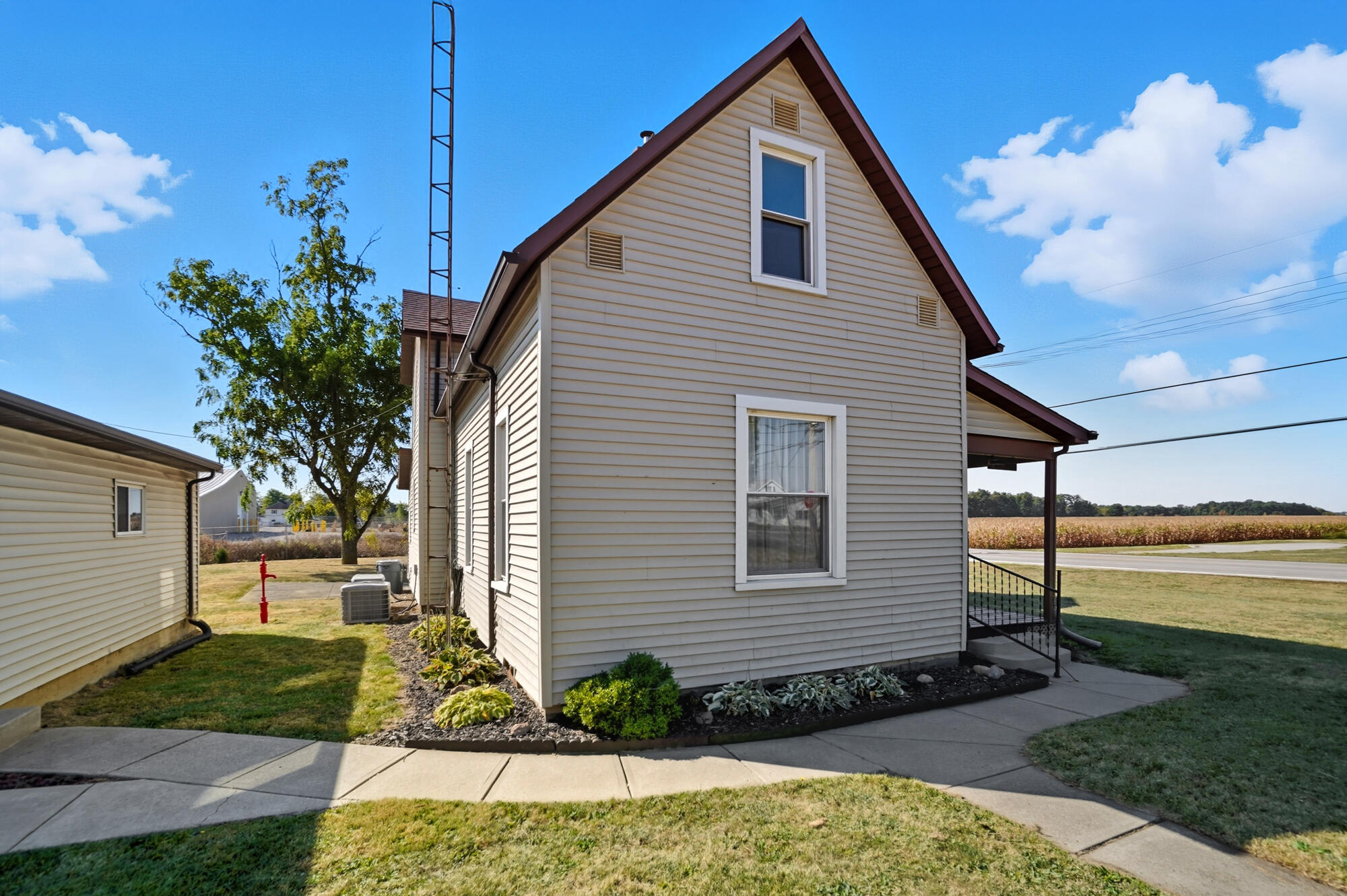 17 Walnut Street, Uniopolis, Ohio 45888