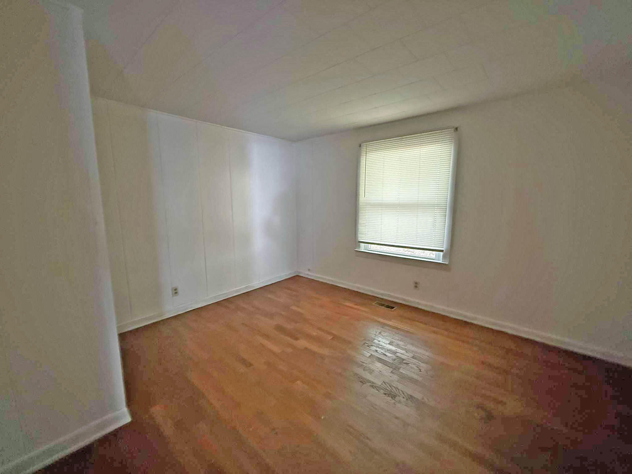 1206 Echo Lake Drive, Piqua, Ohio 45356