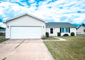 1034 Eleanor Avenue, Piqua, Ohio 45356, 3 Bedrooms Bedrooms, ,2 BathroomsBathrooms,Residential,For Sale,Eleanor,1040968