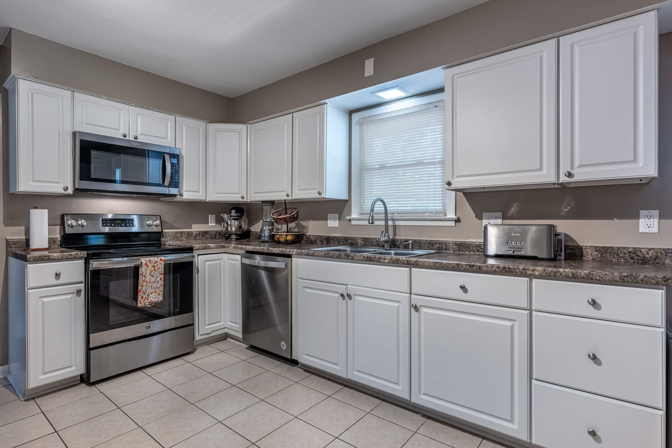 6000 Cobbleskill Court, Dayton, Ohio 45459