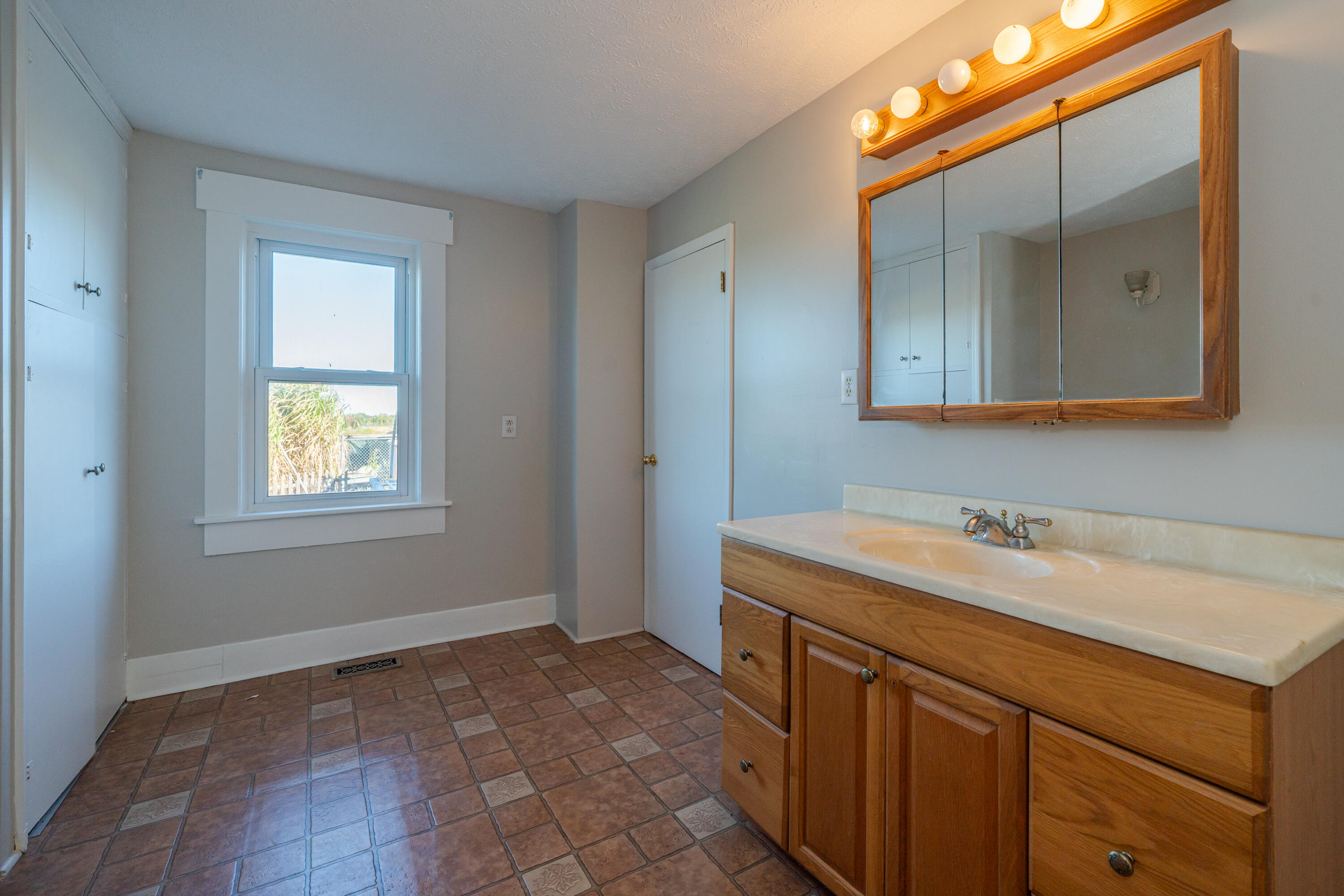 7141 Phillipsburg Union Road, Brookville, Ohio 45309