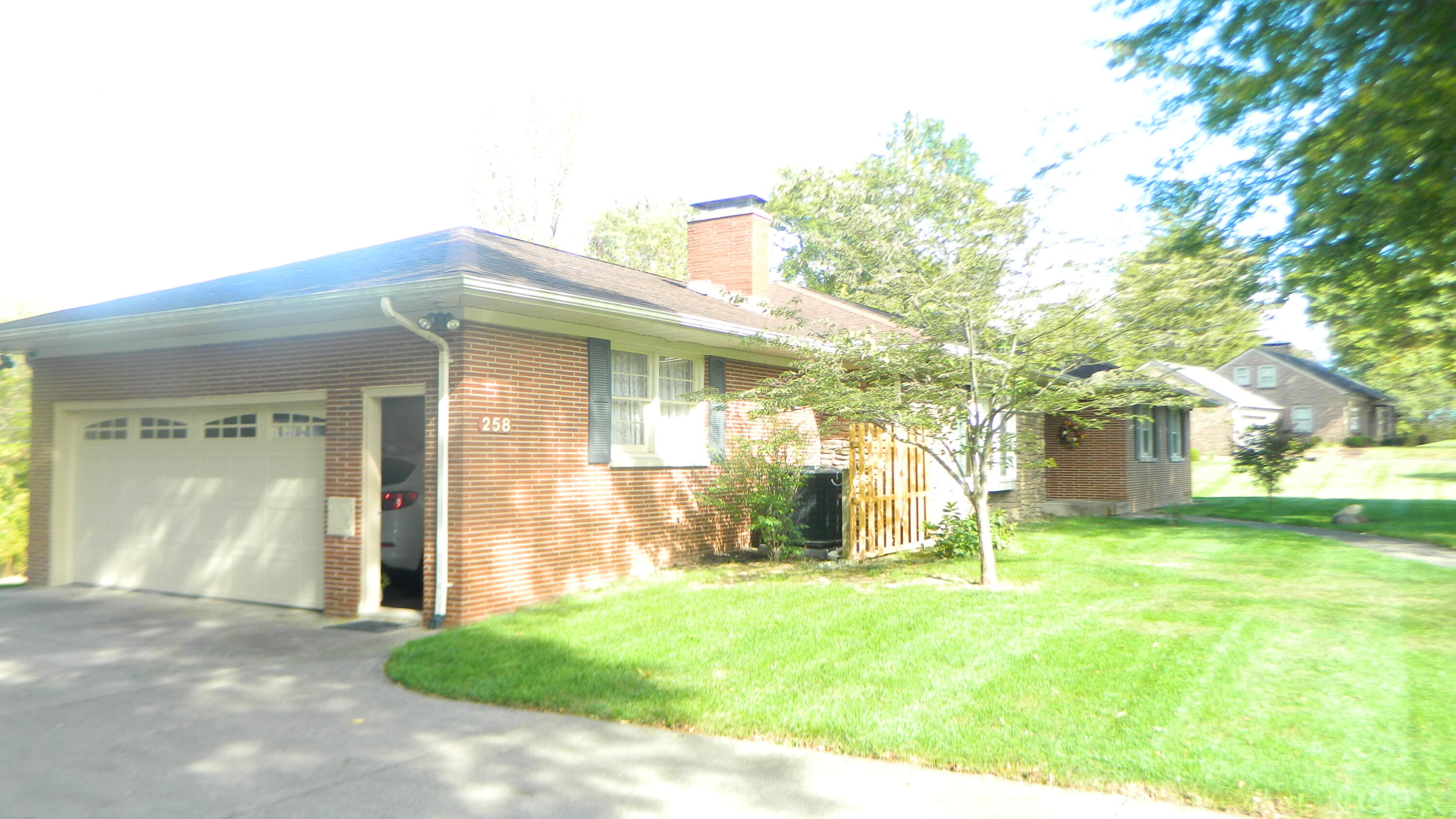 258 Forest Drive, Springfield, Ohio 45505