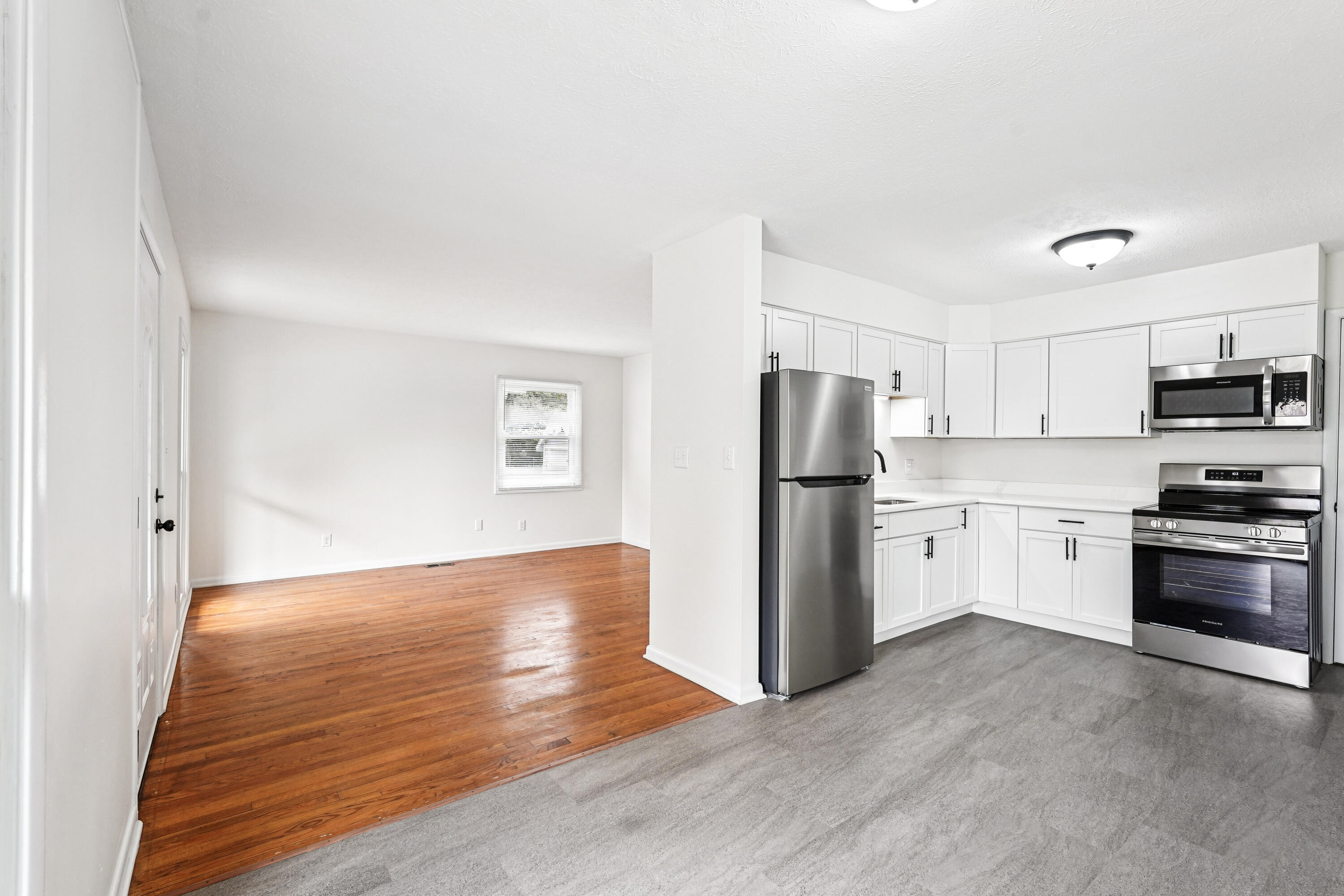 1316 Cedarview Drive, Springfield, Ohio 45503