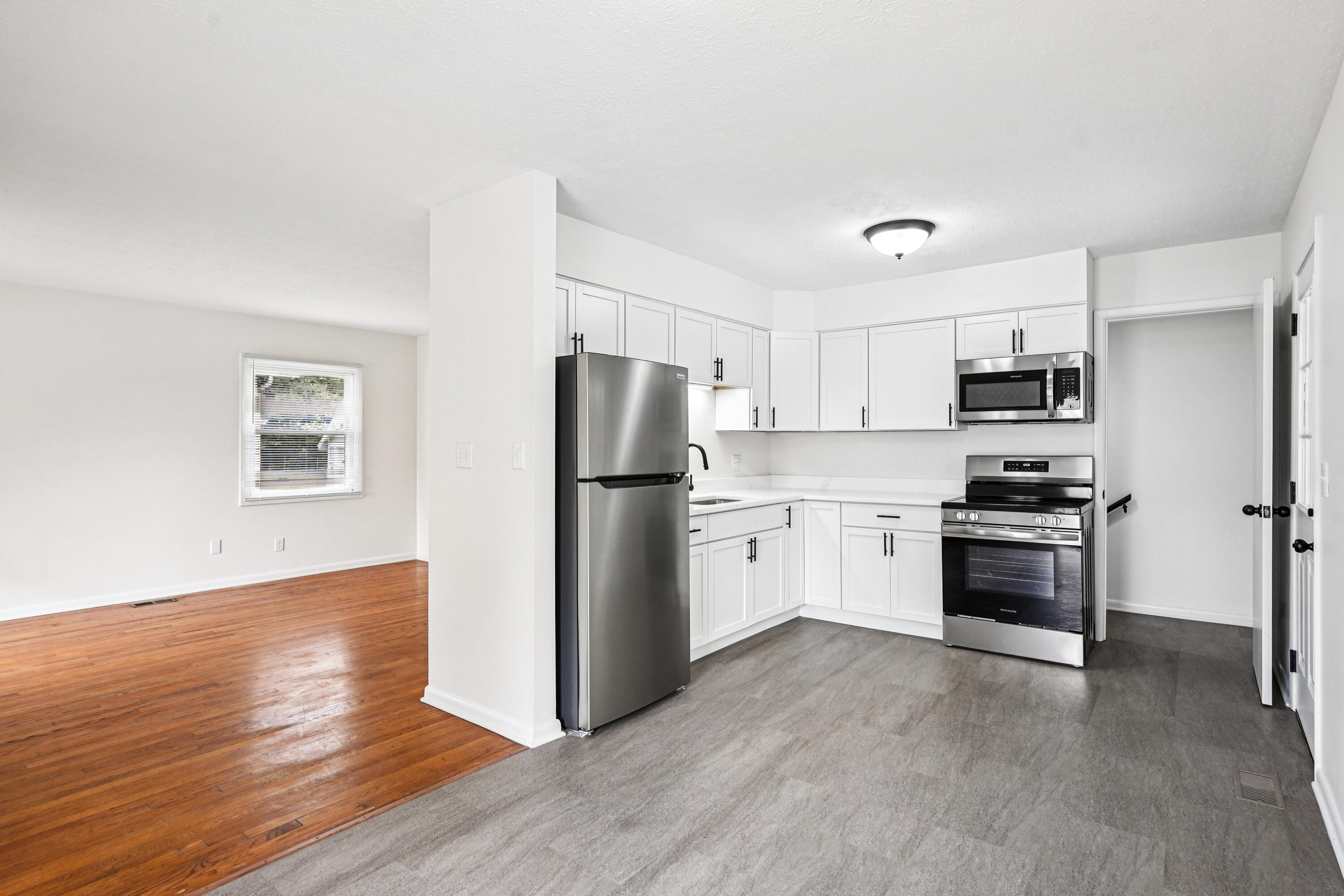 1316 Cedarview Drive, Springfield, Ohio 45503
