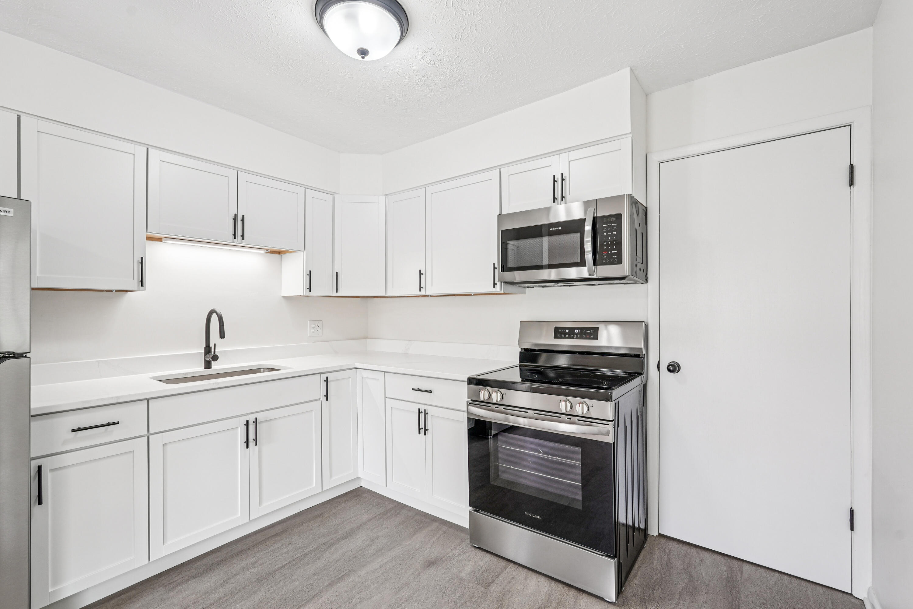 1316 Cedarview Drive, Springfield, Ohio 45503