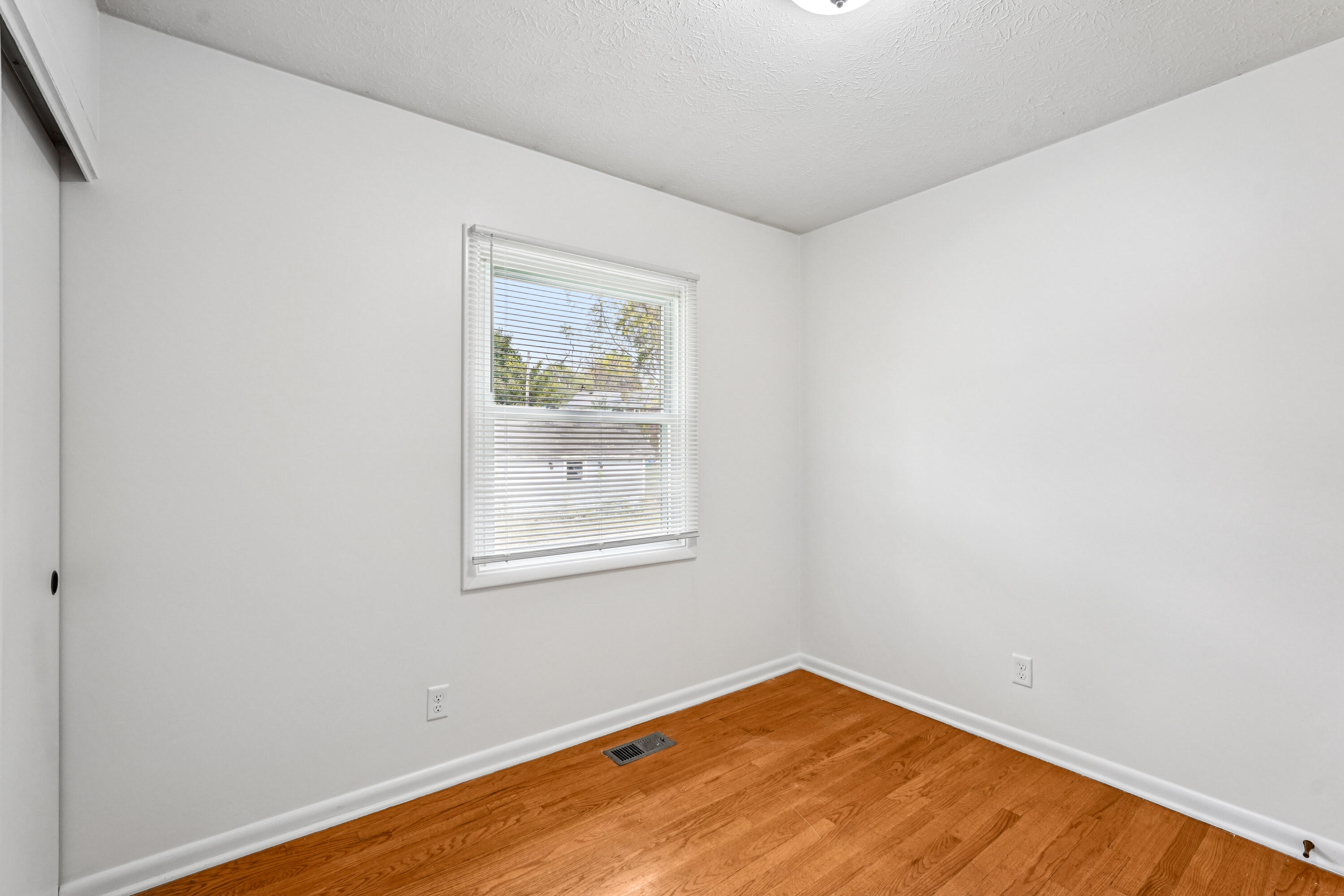 1316 Cedarview Drive, Springfield, Ohio 45503