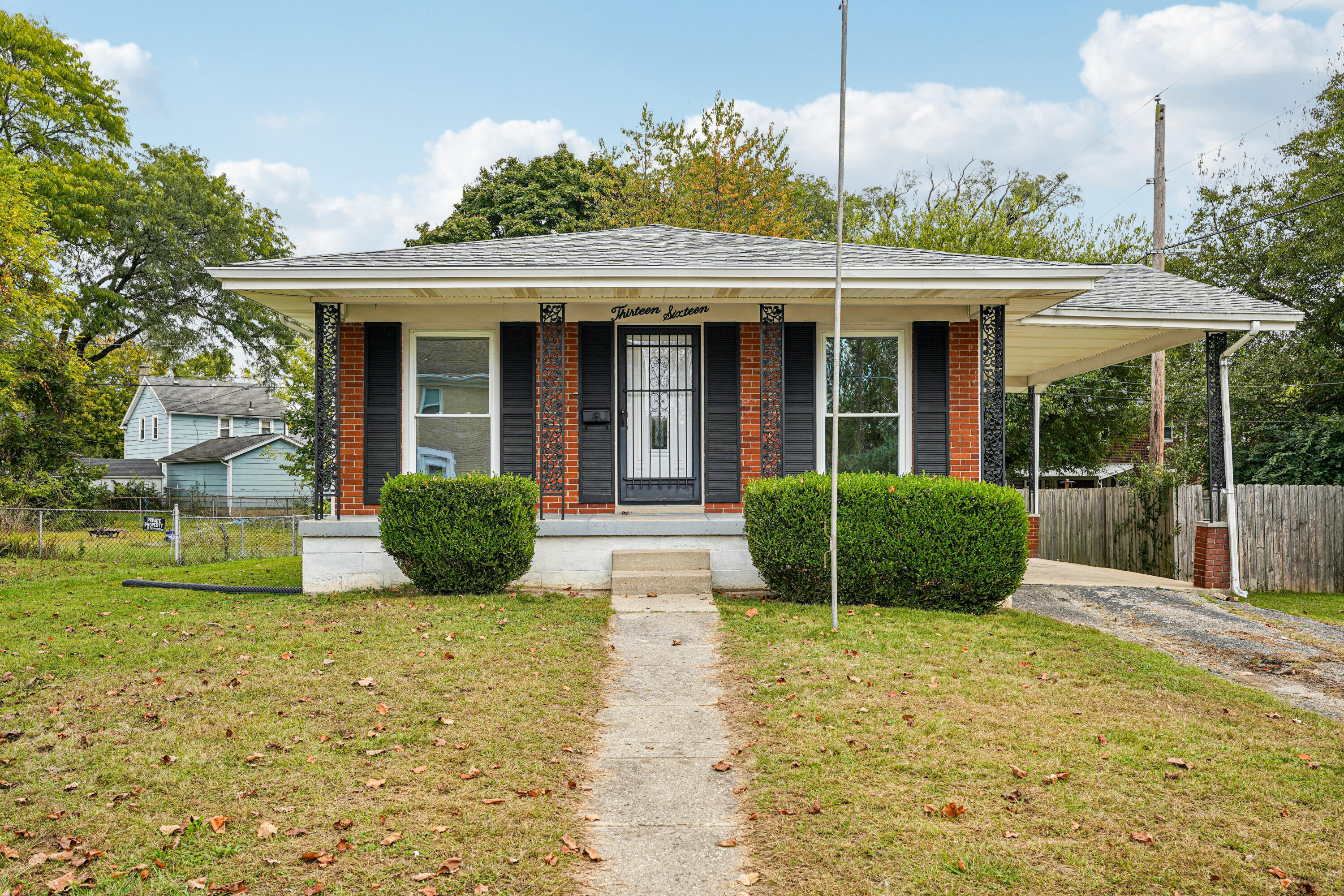 1316 Cedarview Drive, Springfield, Ohio 45503