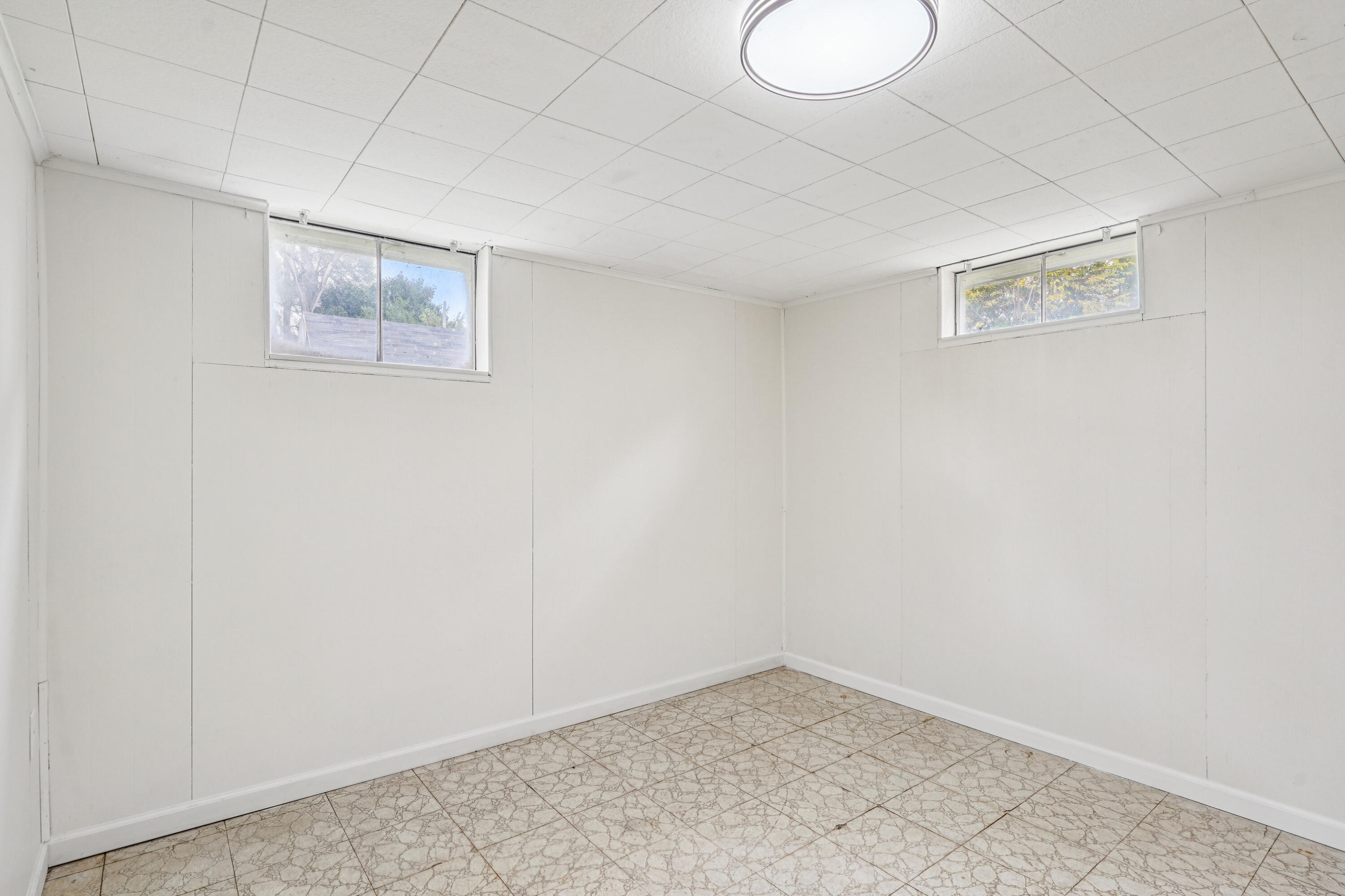 1316 Cedarview Drive, Springfield, Ohio 45503