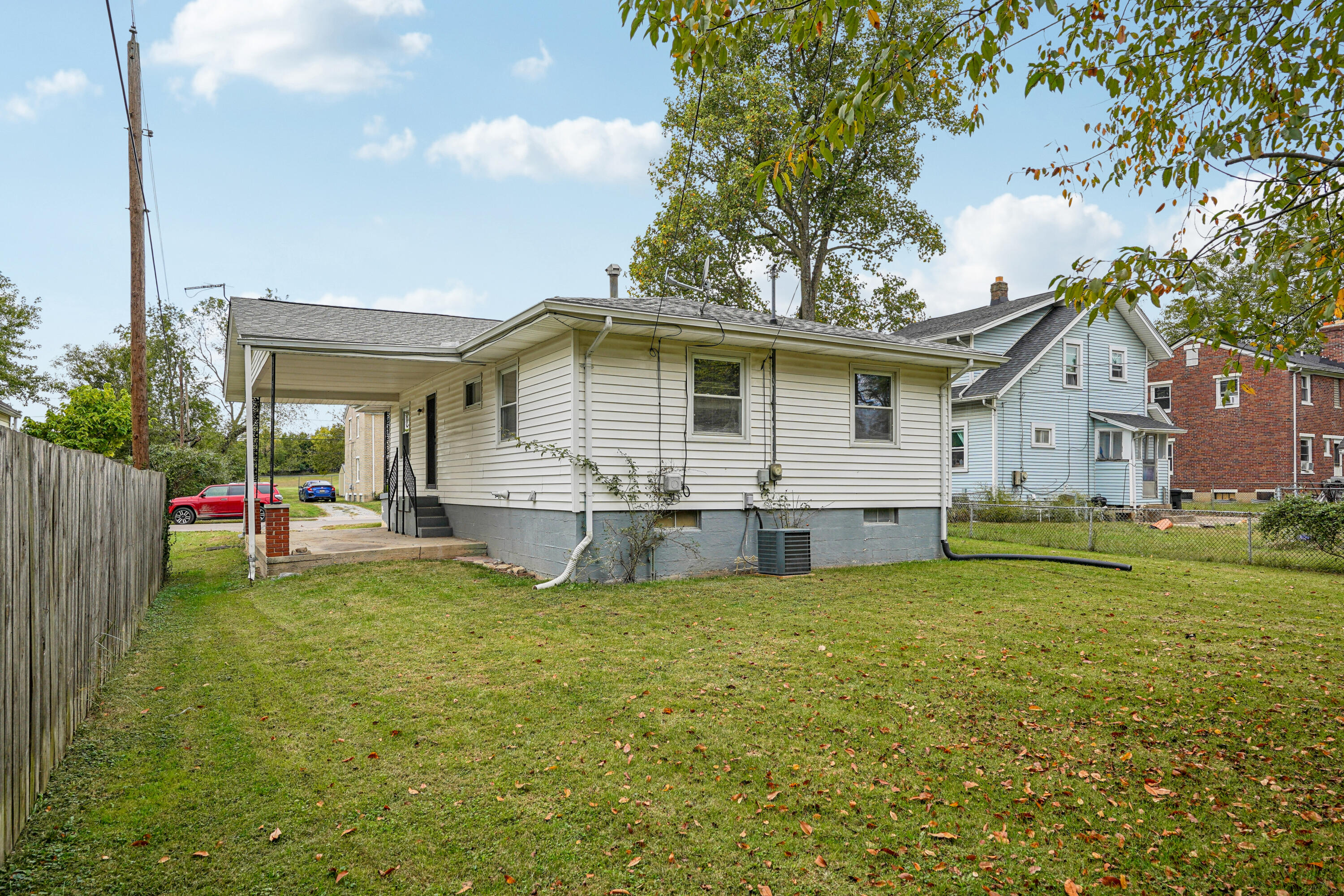 1316 Cedarview Drive, Springfield, Ohio 45503