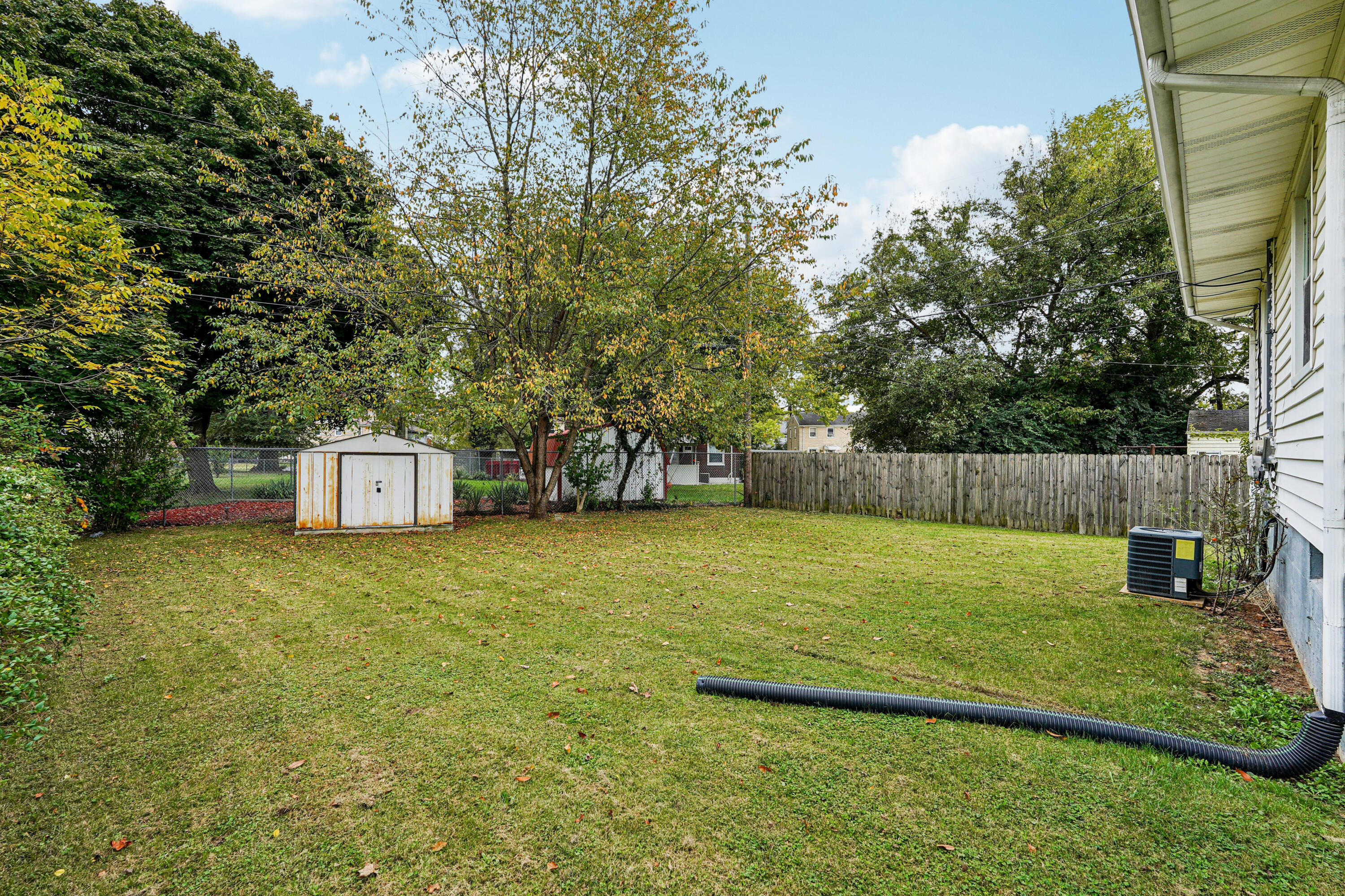 1316 Cedarview Drive, Springfield, Ohio 45503
