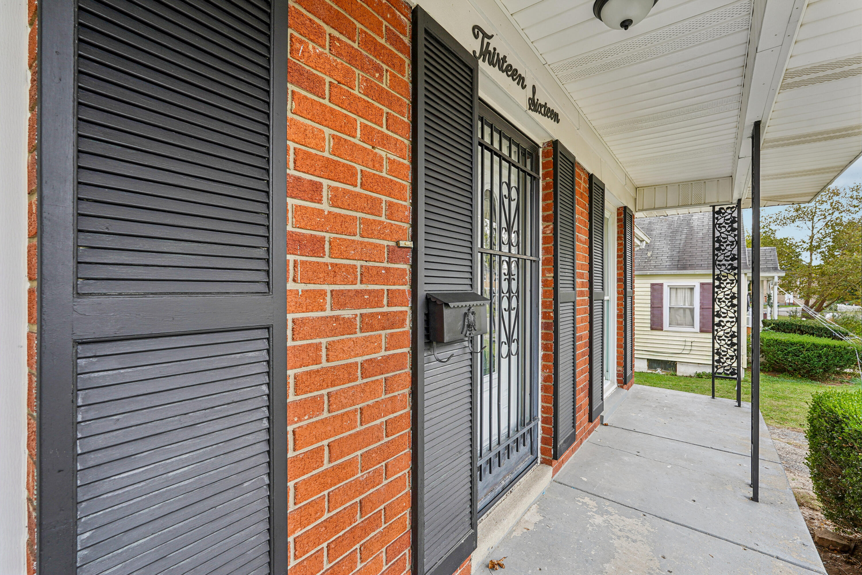 1316 Cedarview Drive, Springfield, Ohio 45503