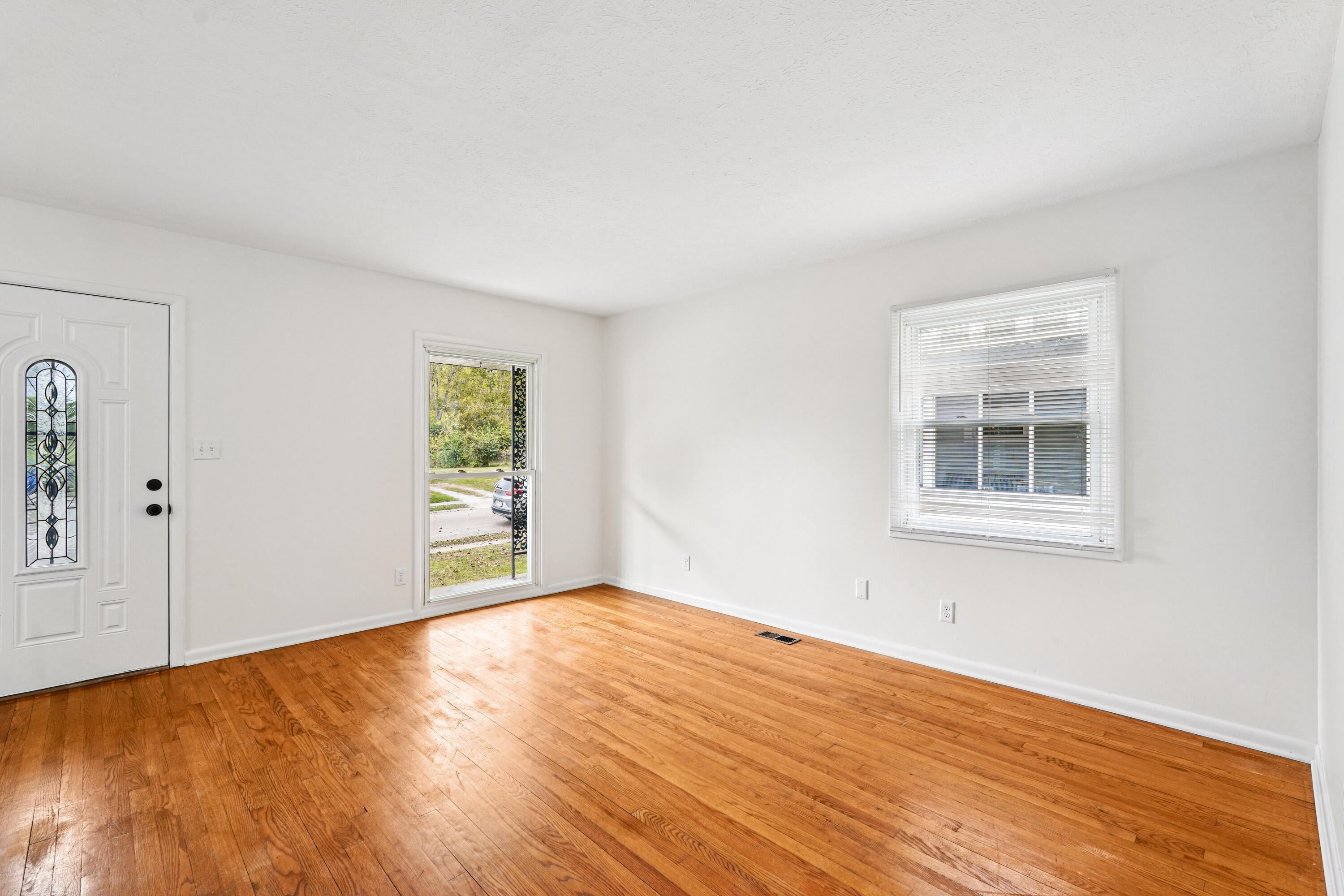 1316 Cedarview Drive, Springfield, Ohio 45503