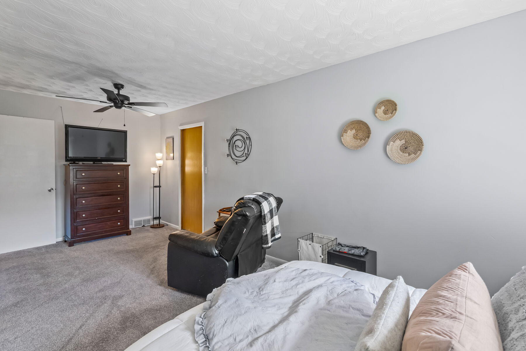 5151 Bixby Road, Groveport, Ohio 43125