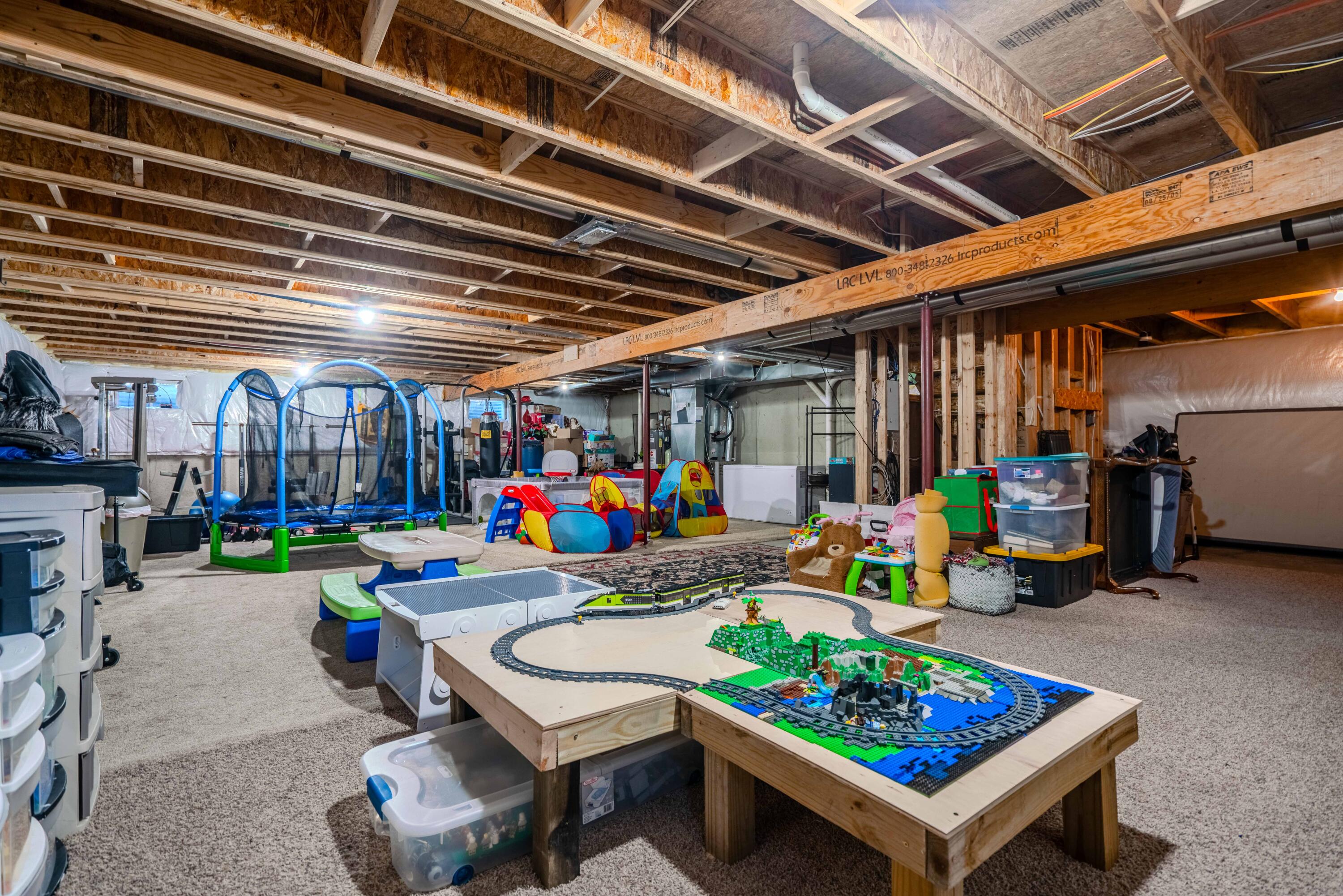 512 Cider Mill Way, Tipp City, Ohio 45371