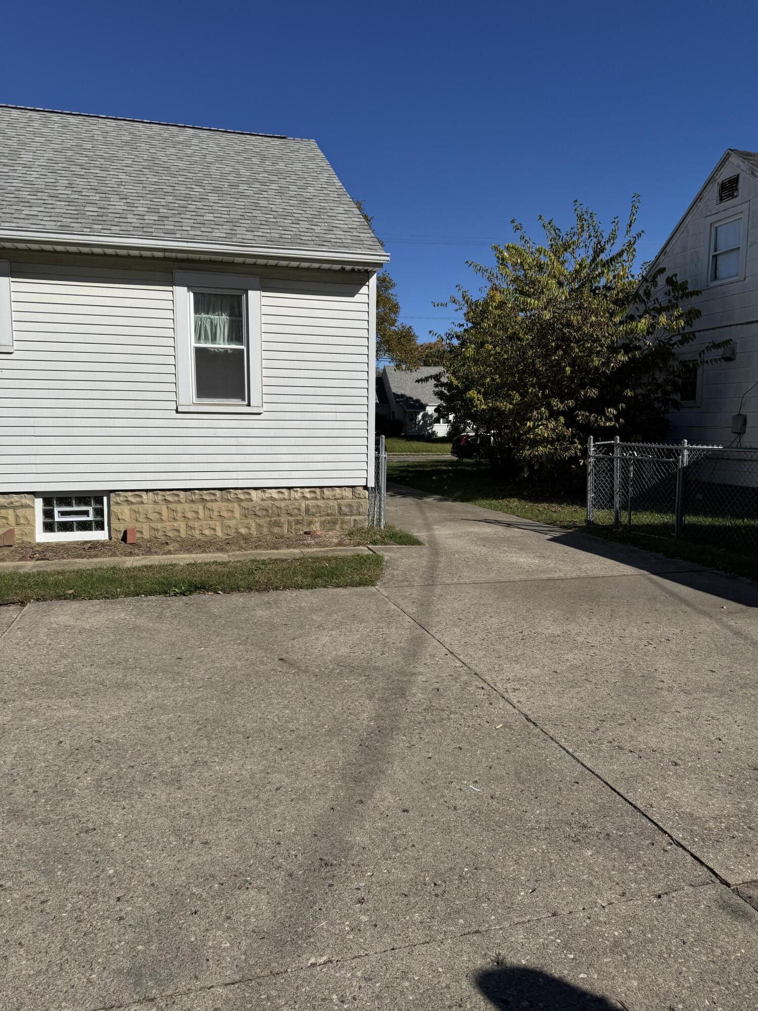 115 Home Road, Springfield, Ohio 45504