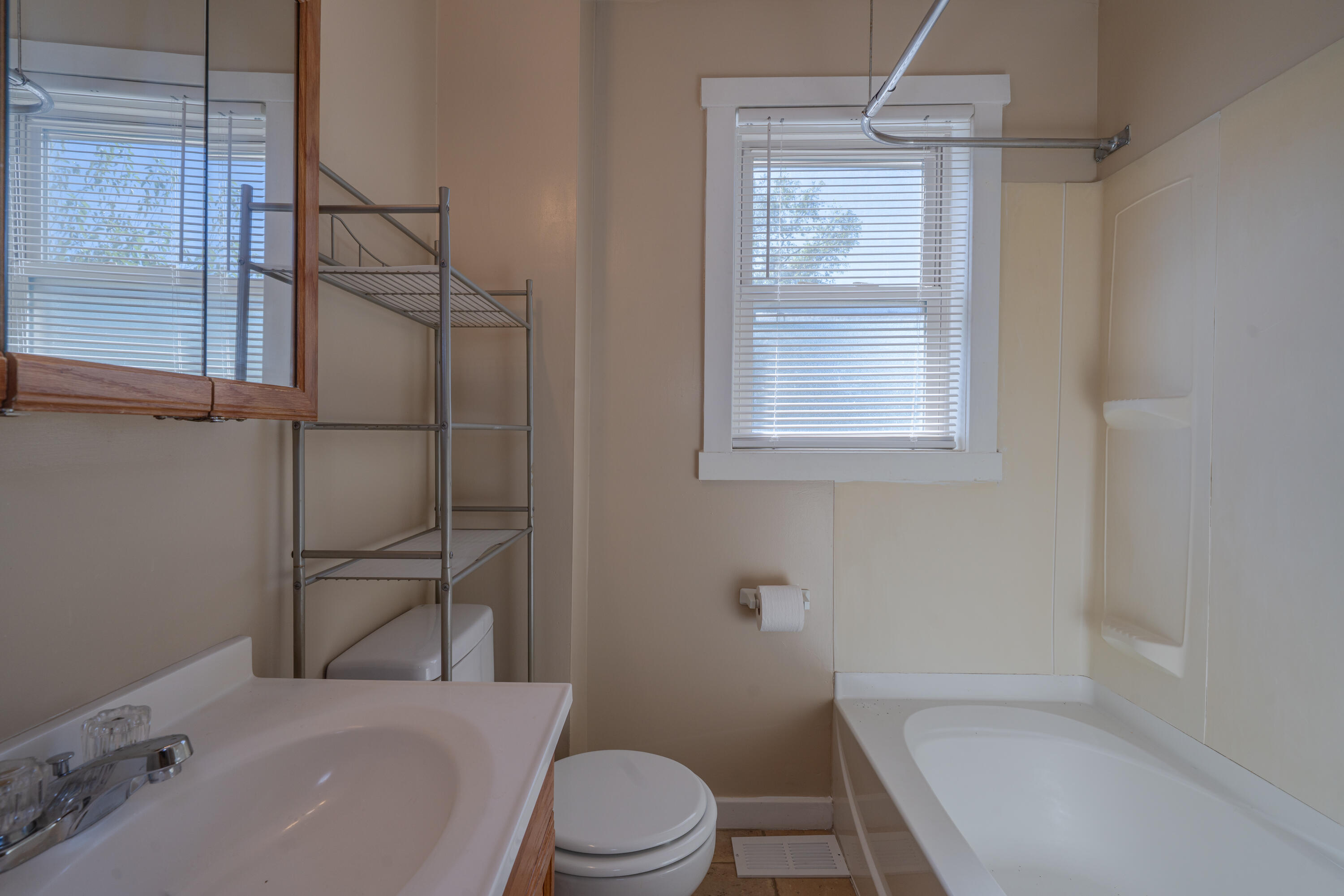 229-227 James Street, Dayton, Ohio 45410