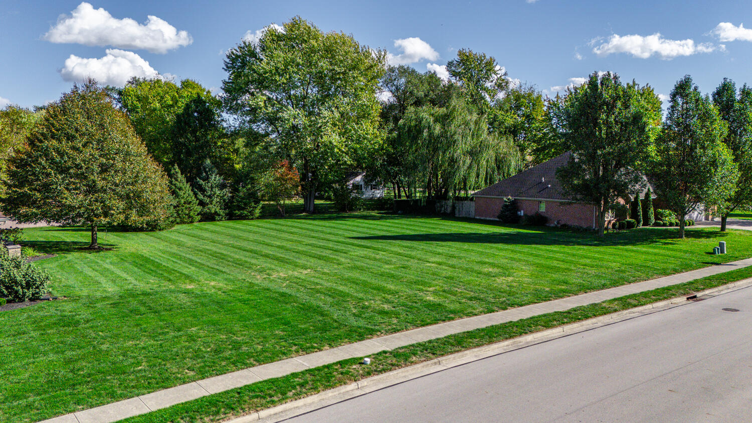 1965 Quail Nest Court, Troy, Ohio 45373