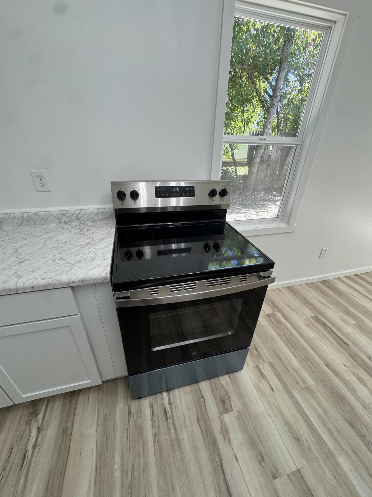 1010 Heard Avenue, Springfield, Ohio 45506