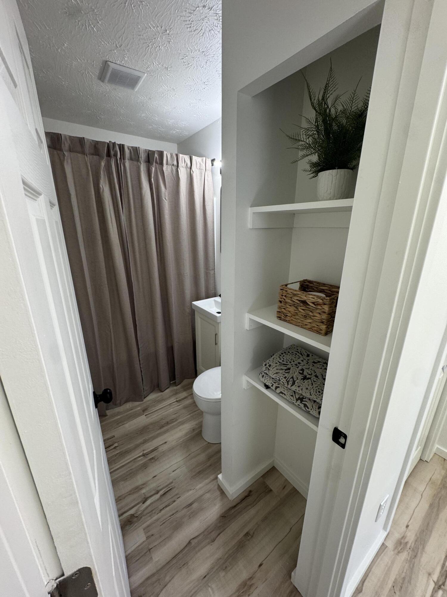 1010 Heard Avenue, Springfield, Ohio 45506