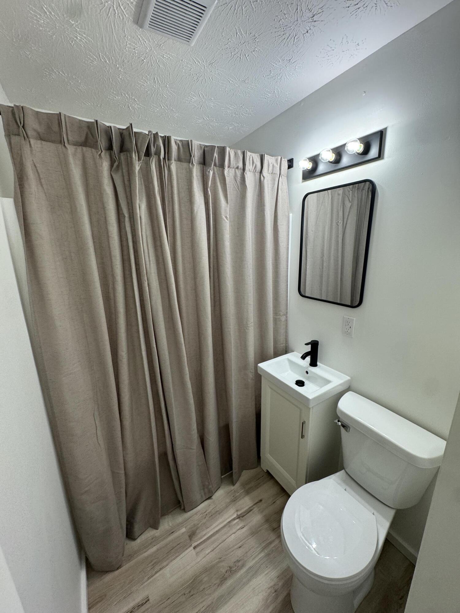 1010 Heard Avenue, Springfield, Ohio 45506