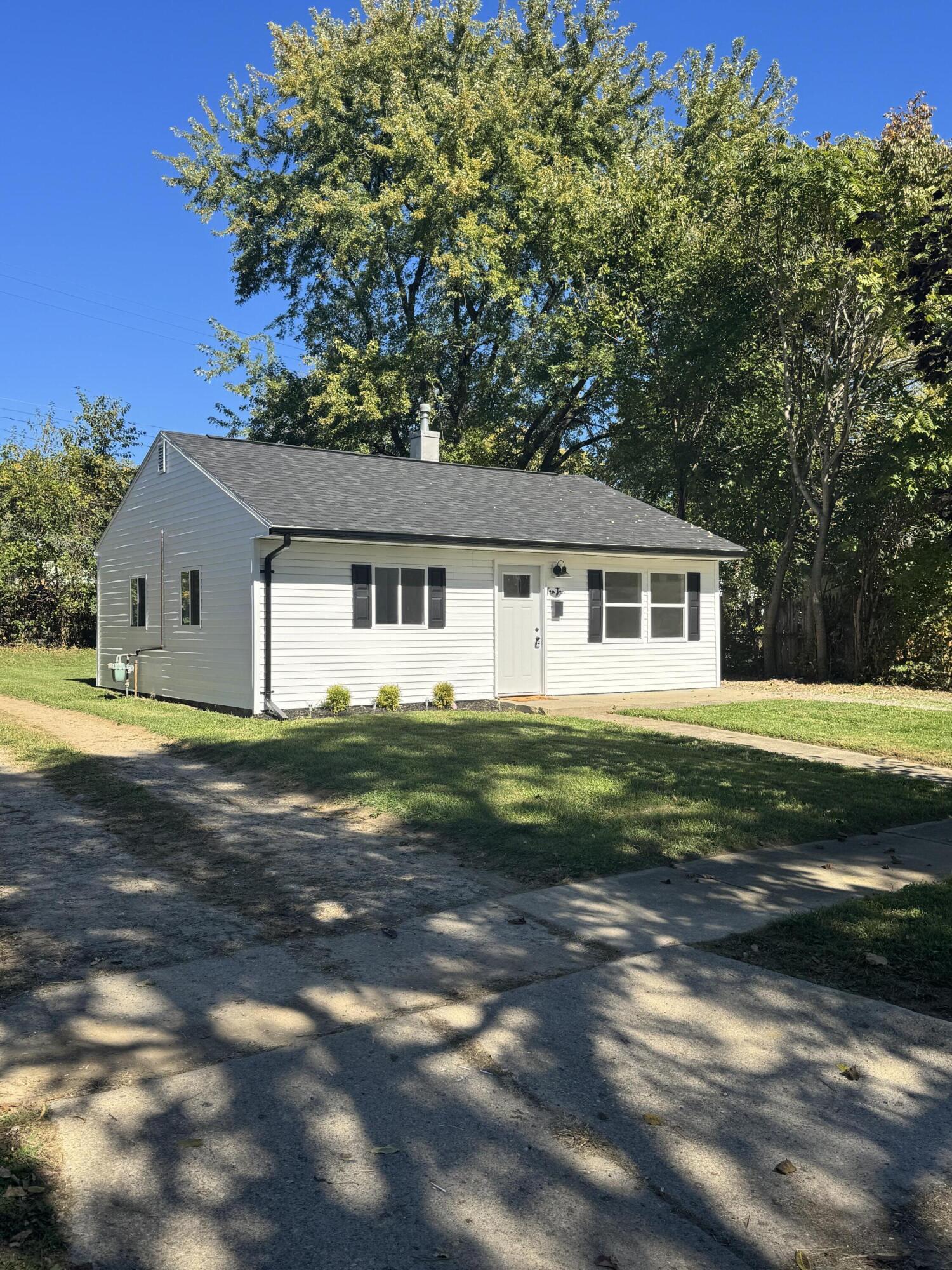 1010 Heard Avenue, Springfield, Ohio 45506