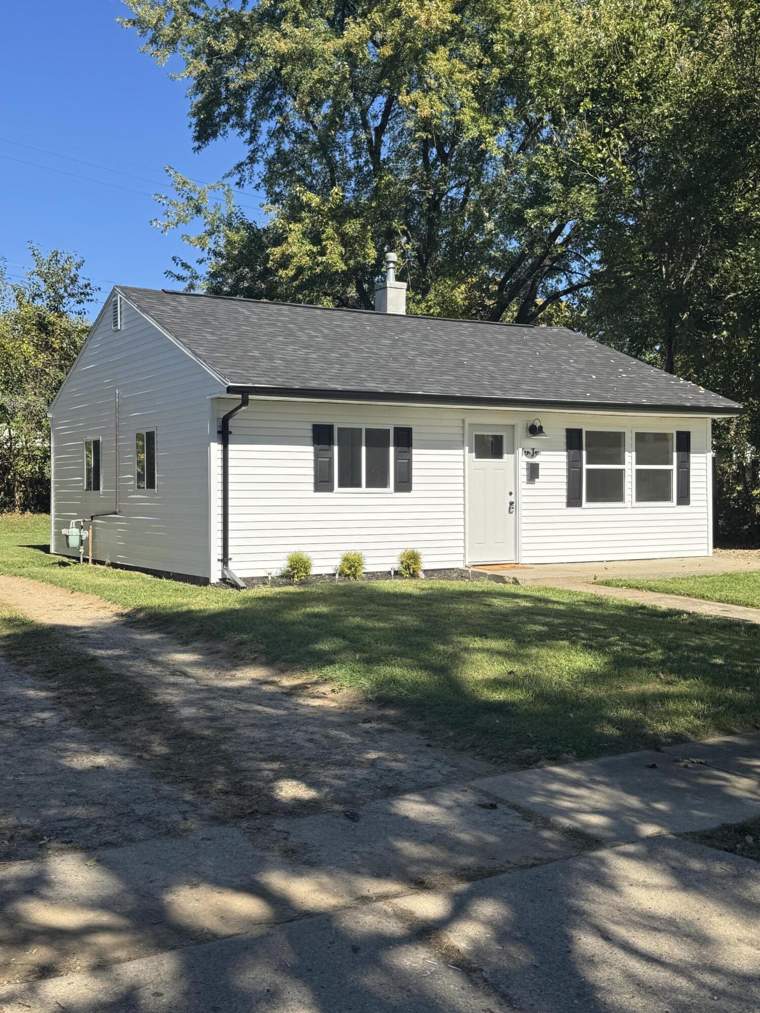 1010 Heard Avenue, Springfield, Ohio 45506