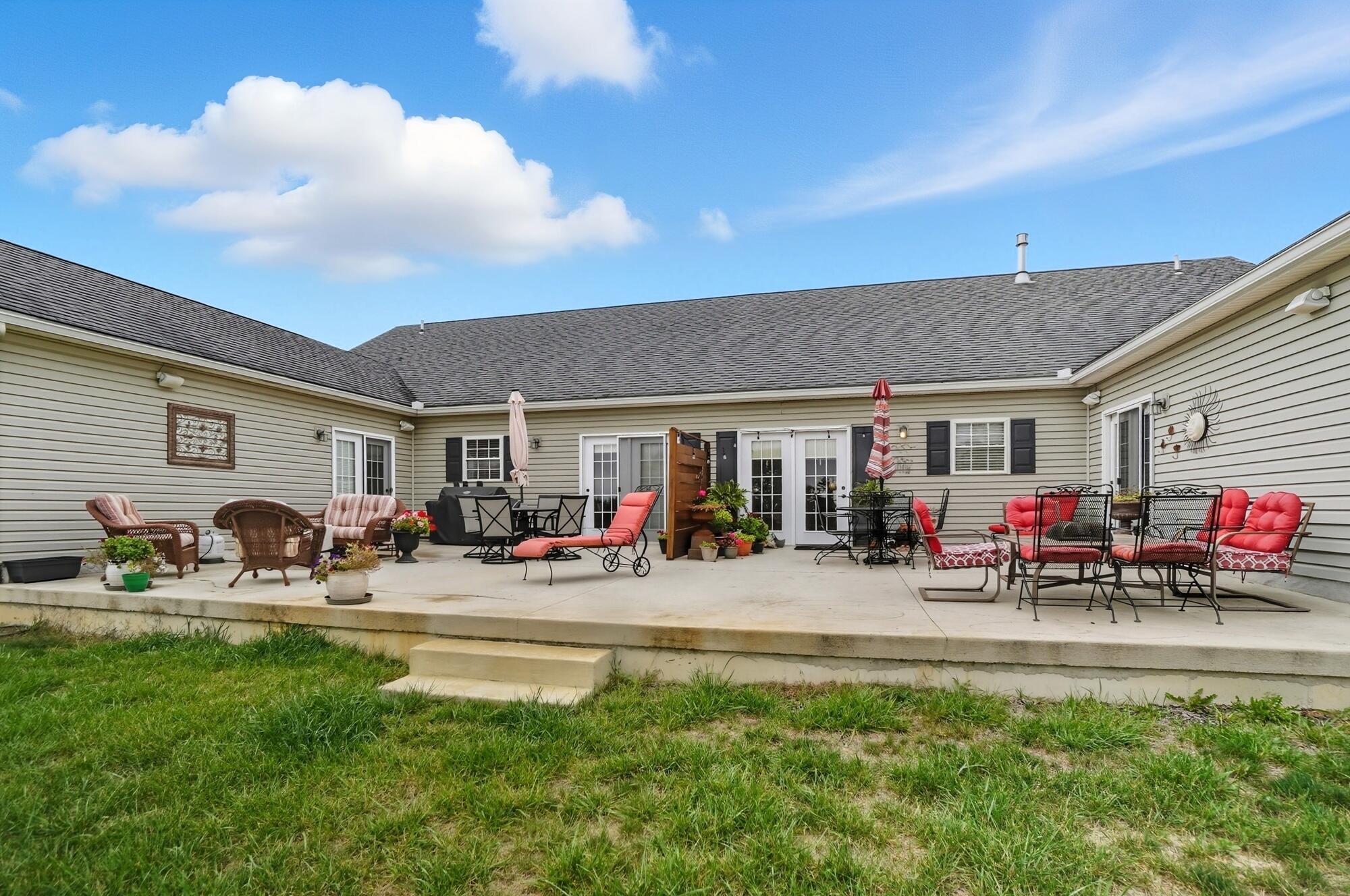 17092 Hauss Road, Wapakoneta, Ohio 45895