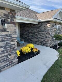 109 Bluegrass Drive, Wapakoneta, Ohio 45895