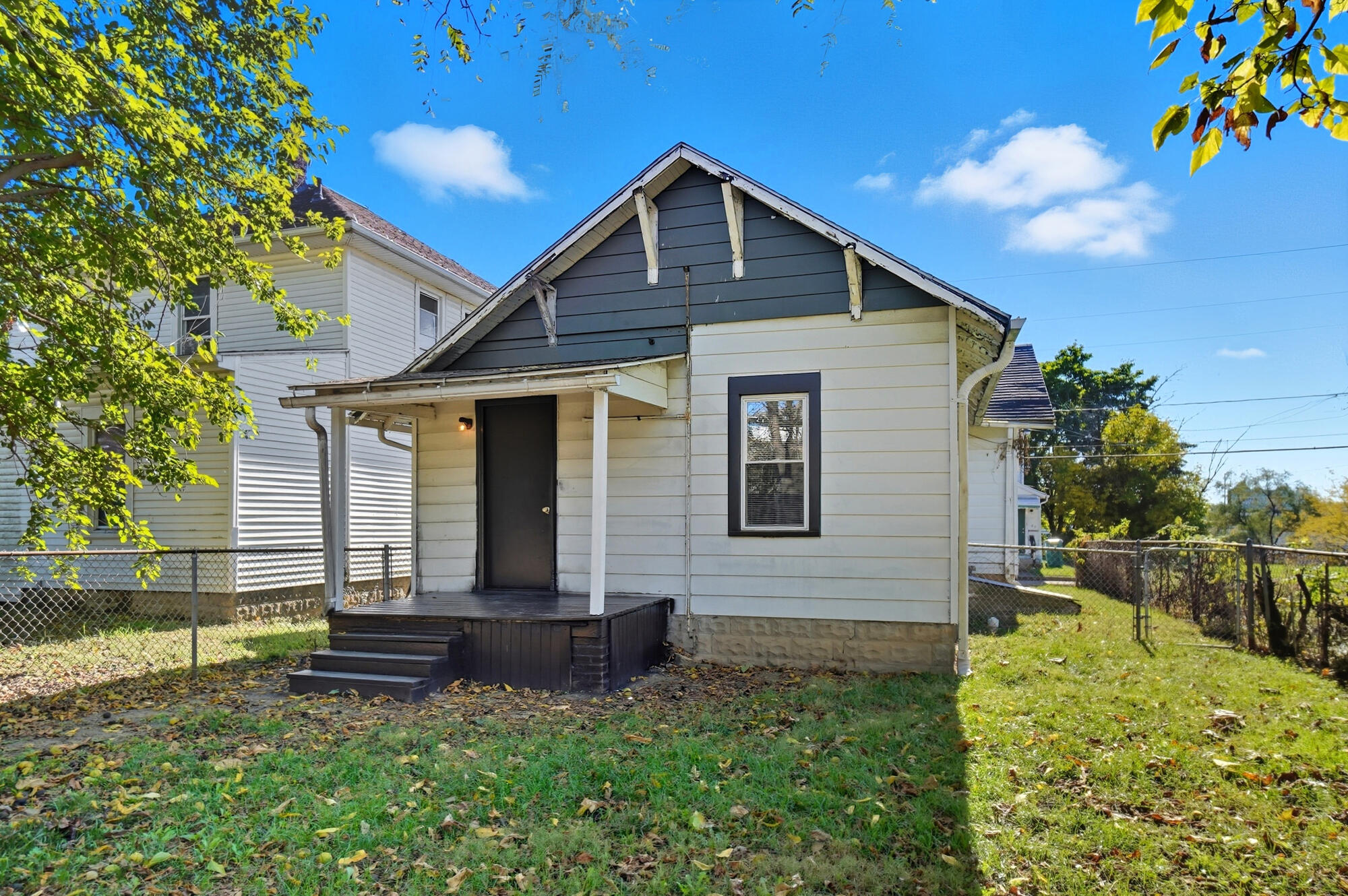 240 College Avenue, Springfield, Ohio 45503