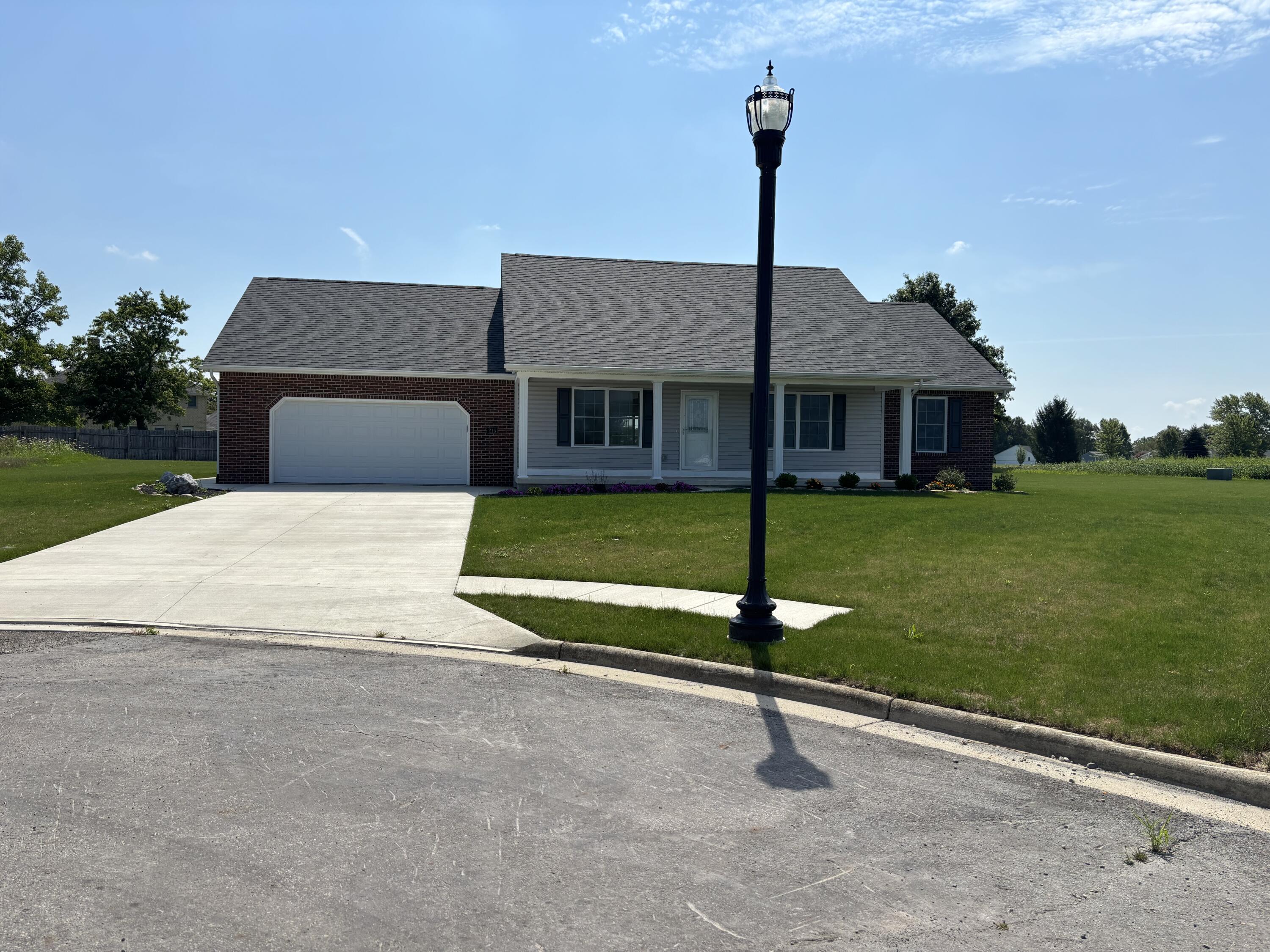 215 Village Parkway, Jackson Center, Ohio 45334