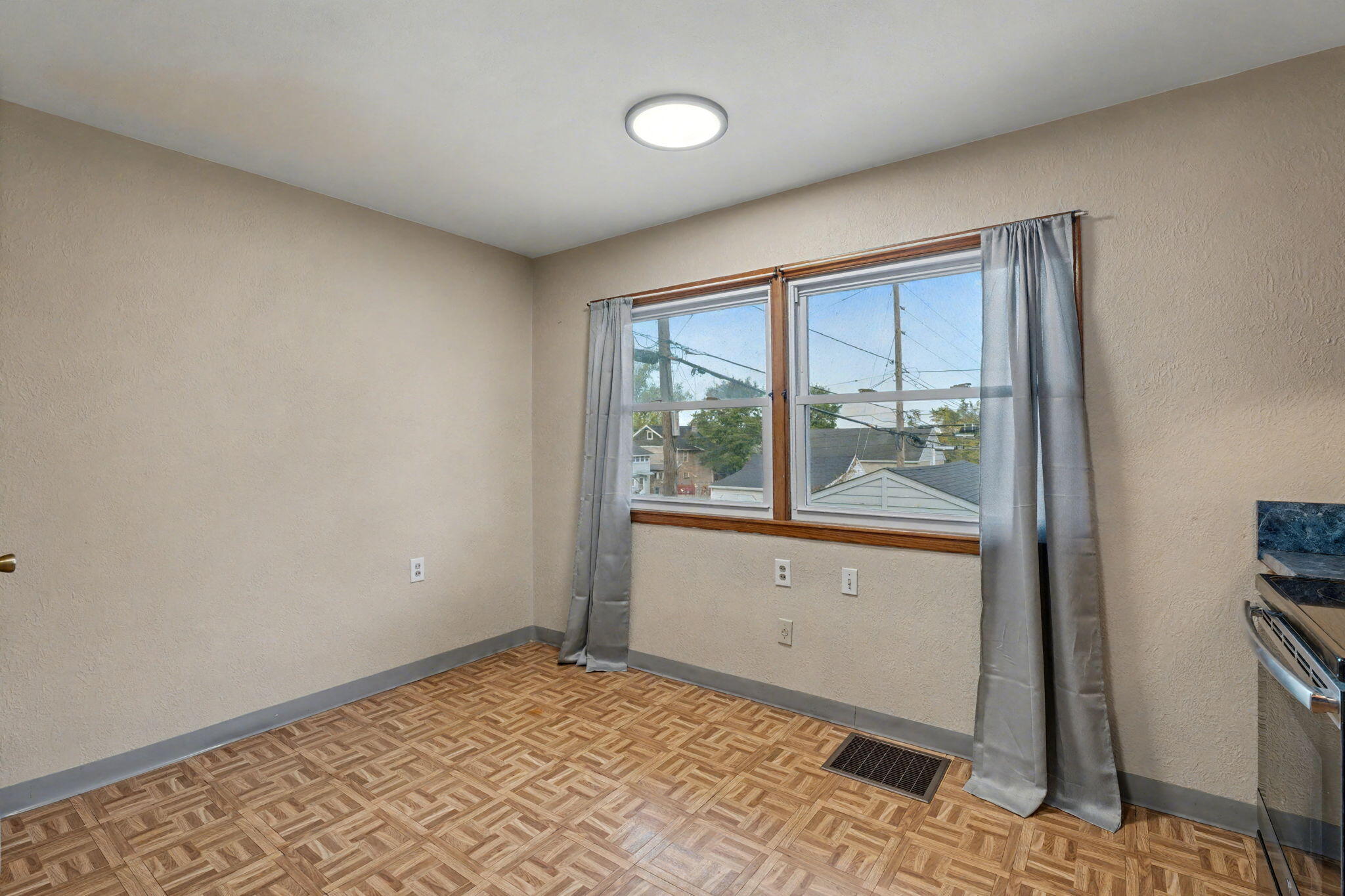1111 Lafayete Avenue, Springfield, Ohio 45505