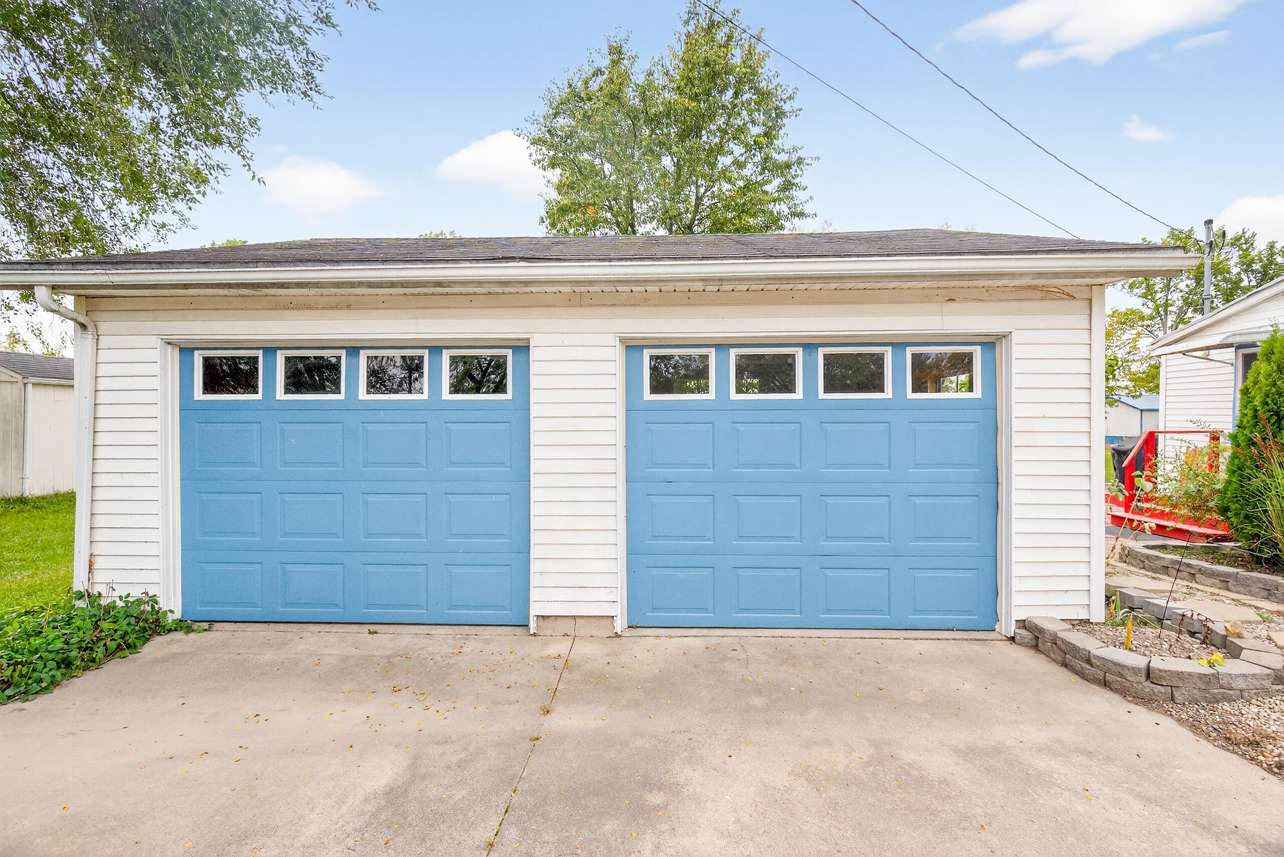 718 Grand Avenue, Russells Point, Ohio 43348