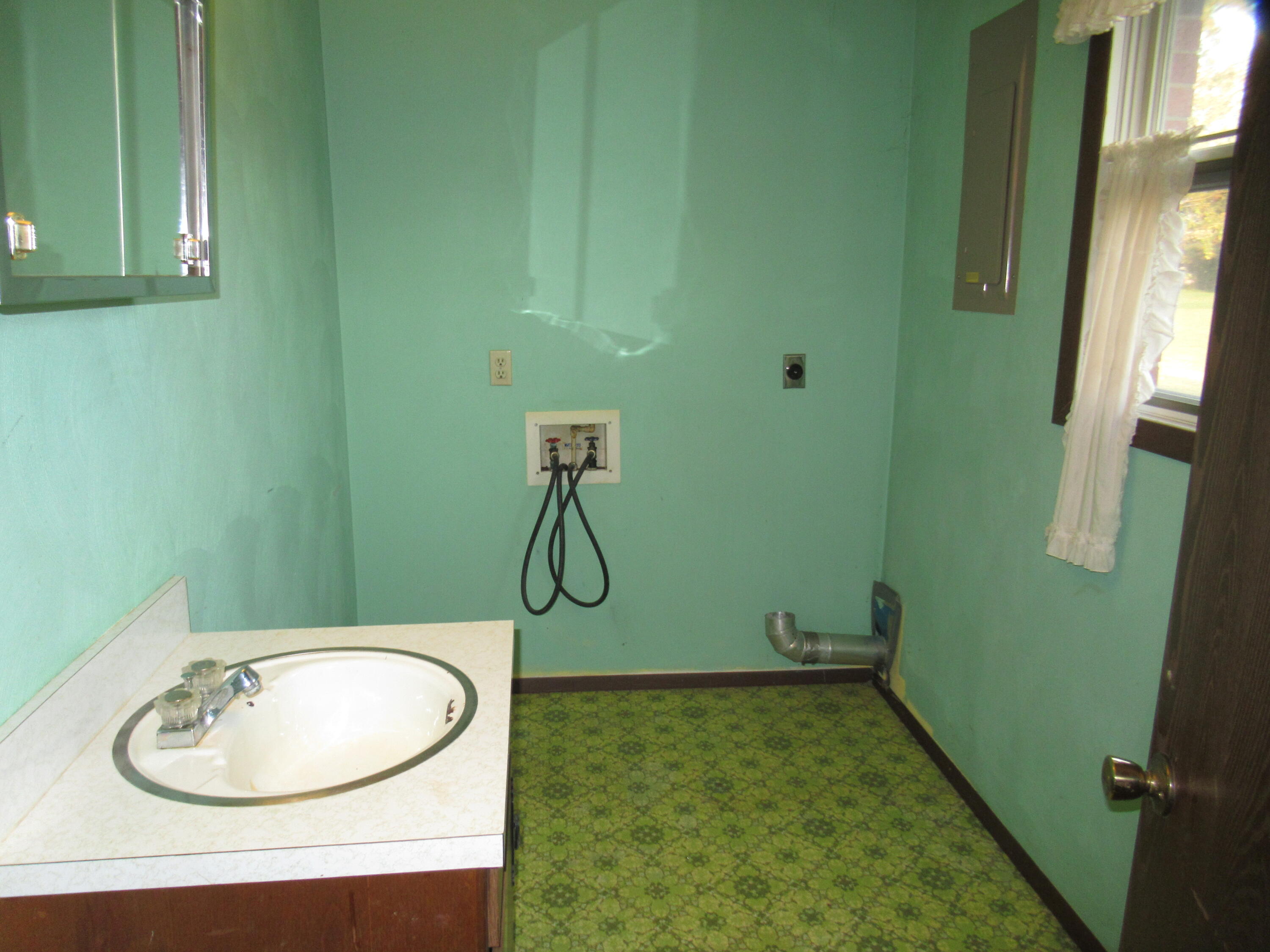 3570 Hollansburg Arcanum Road, Greenville, Ohio 45331