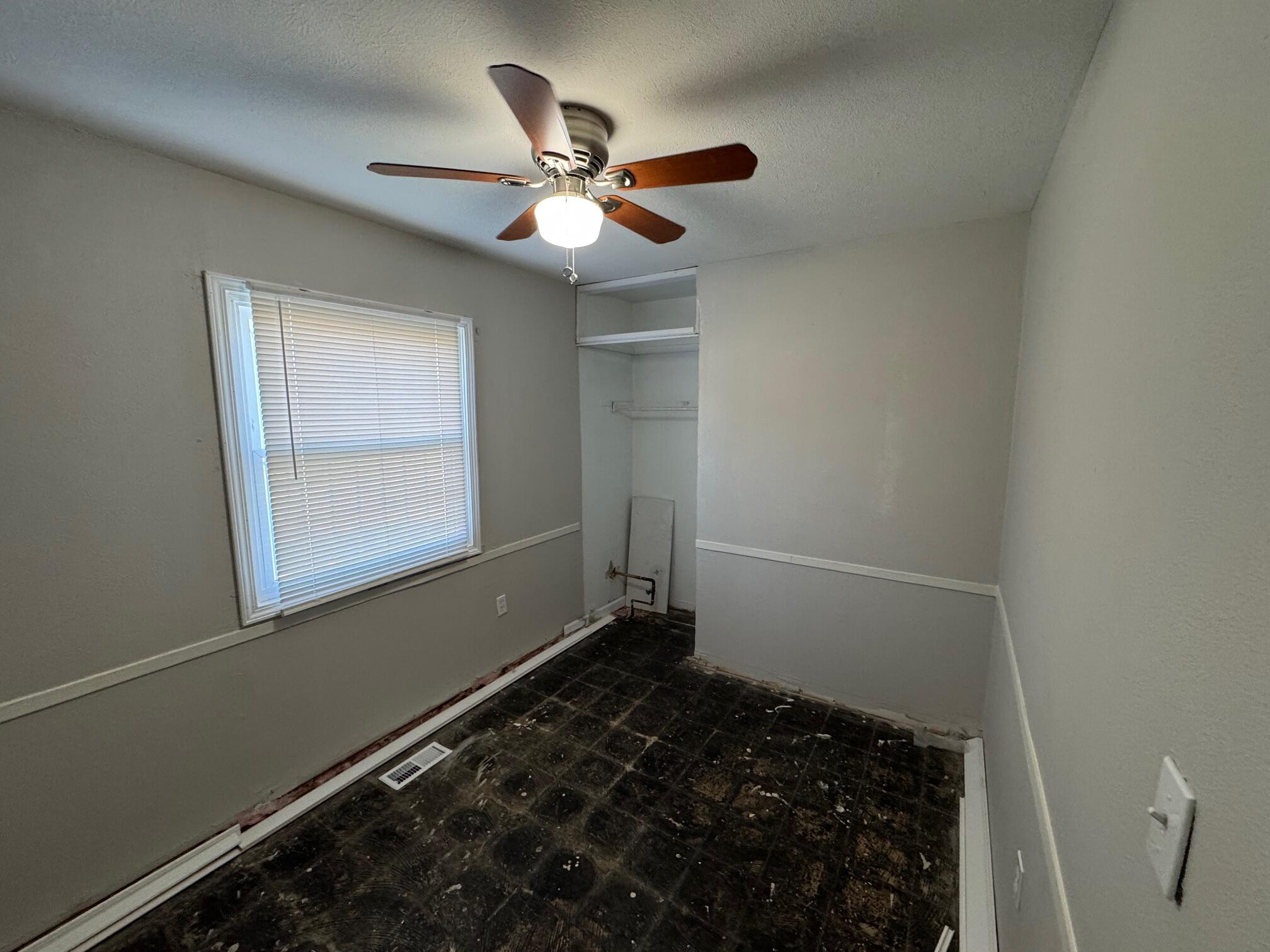 1579 Sundale Avenue, Dayton, Ohio 45406