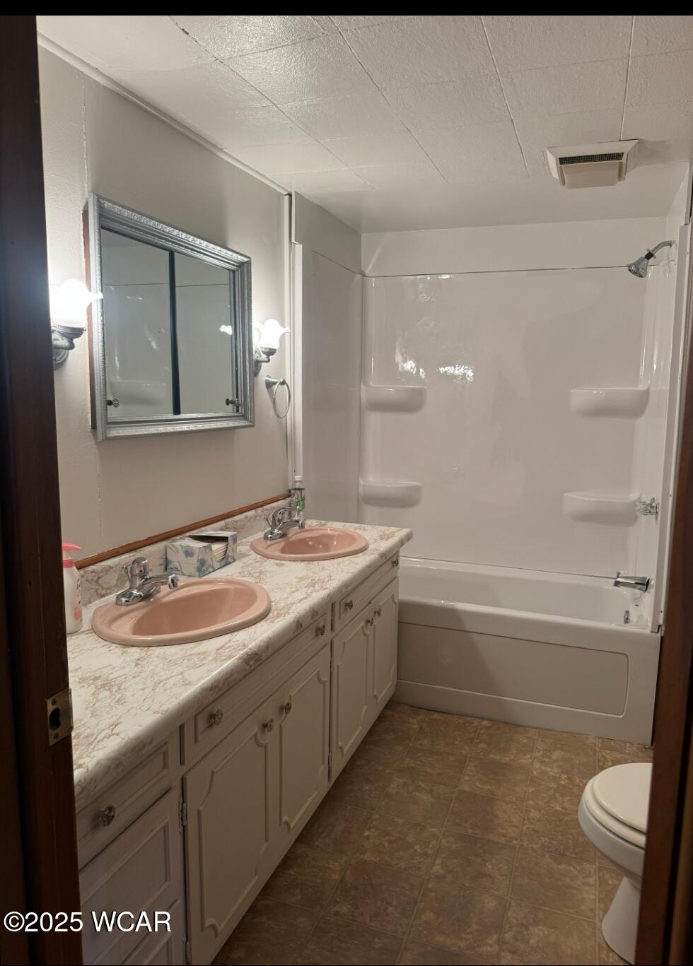 2223 Makin Drive, Lima, Ohio