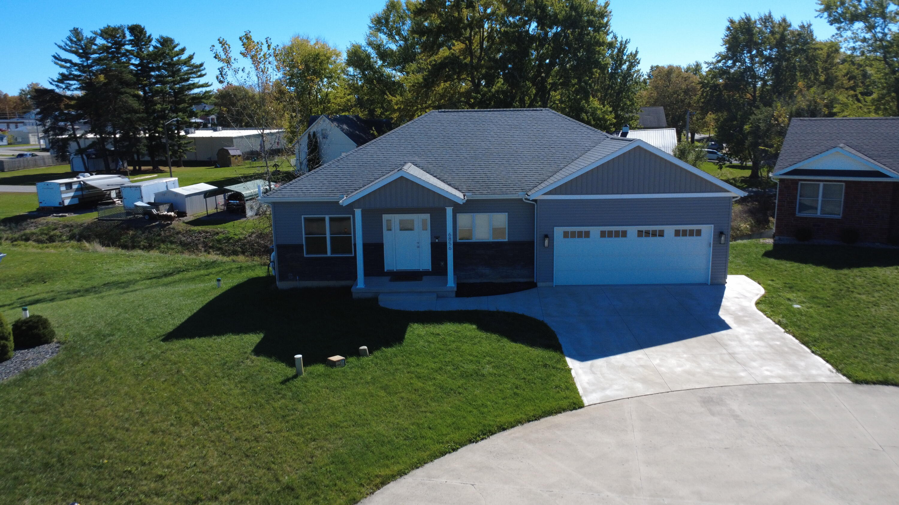 6856 Creekview Court, Huntsville, Ohio 43324