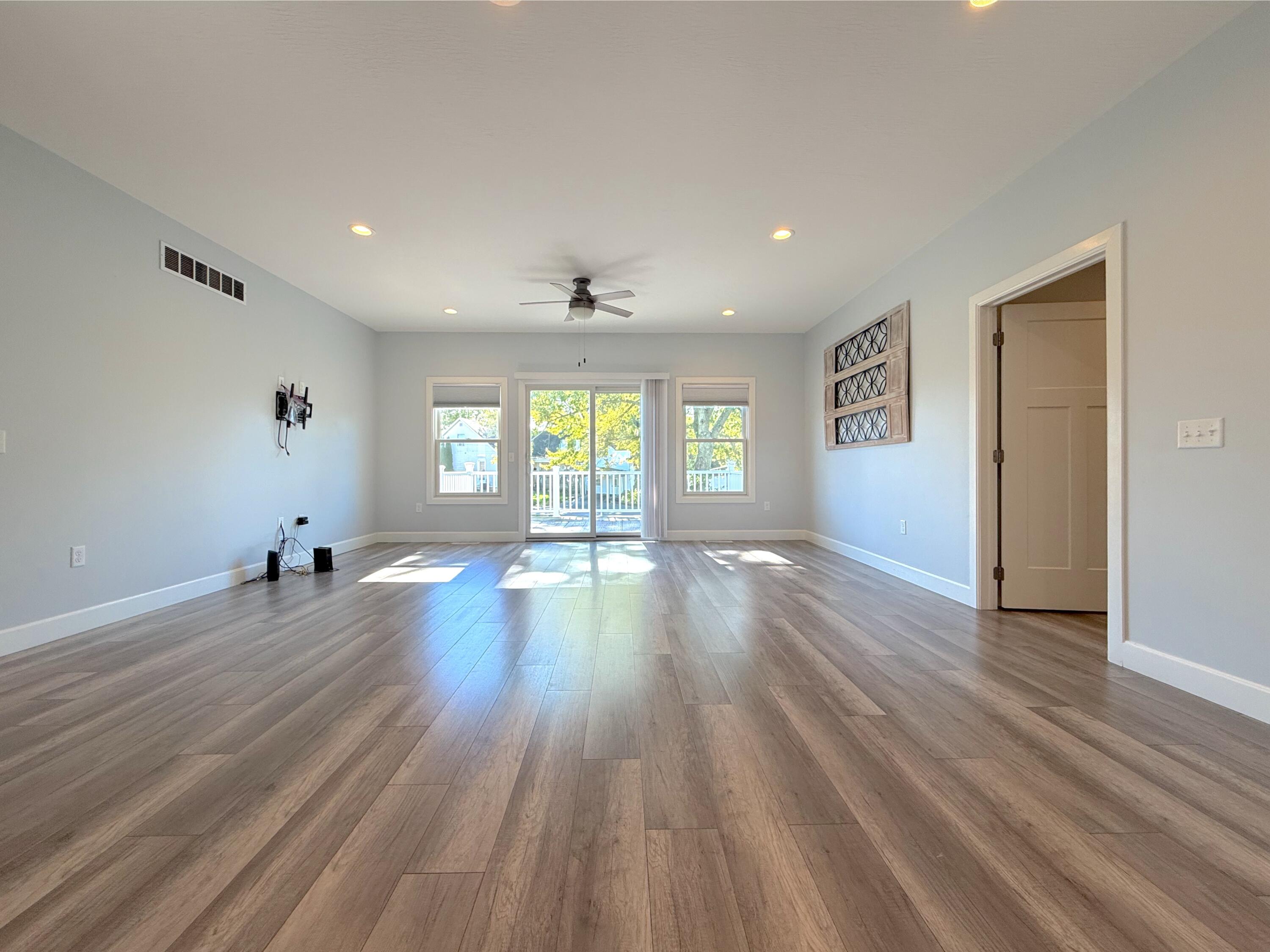 6856 Creekview Court, Huntsville, Ohio 43324