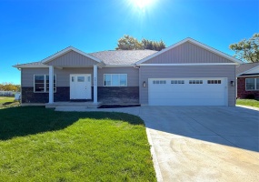 6856 Creekview Court, Huntsville, Ohio 43324, 5 Bedrooms Bedrooms, ,3 BathroomsBathrooms,Residential,For Sale,Creekview,1042084
