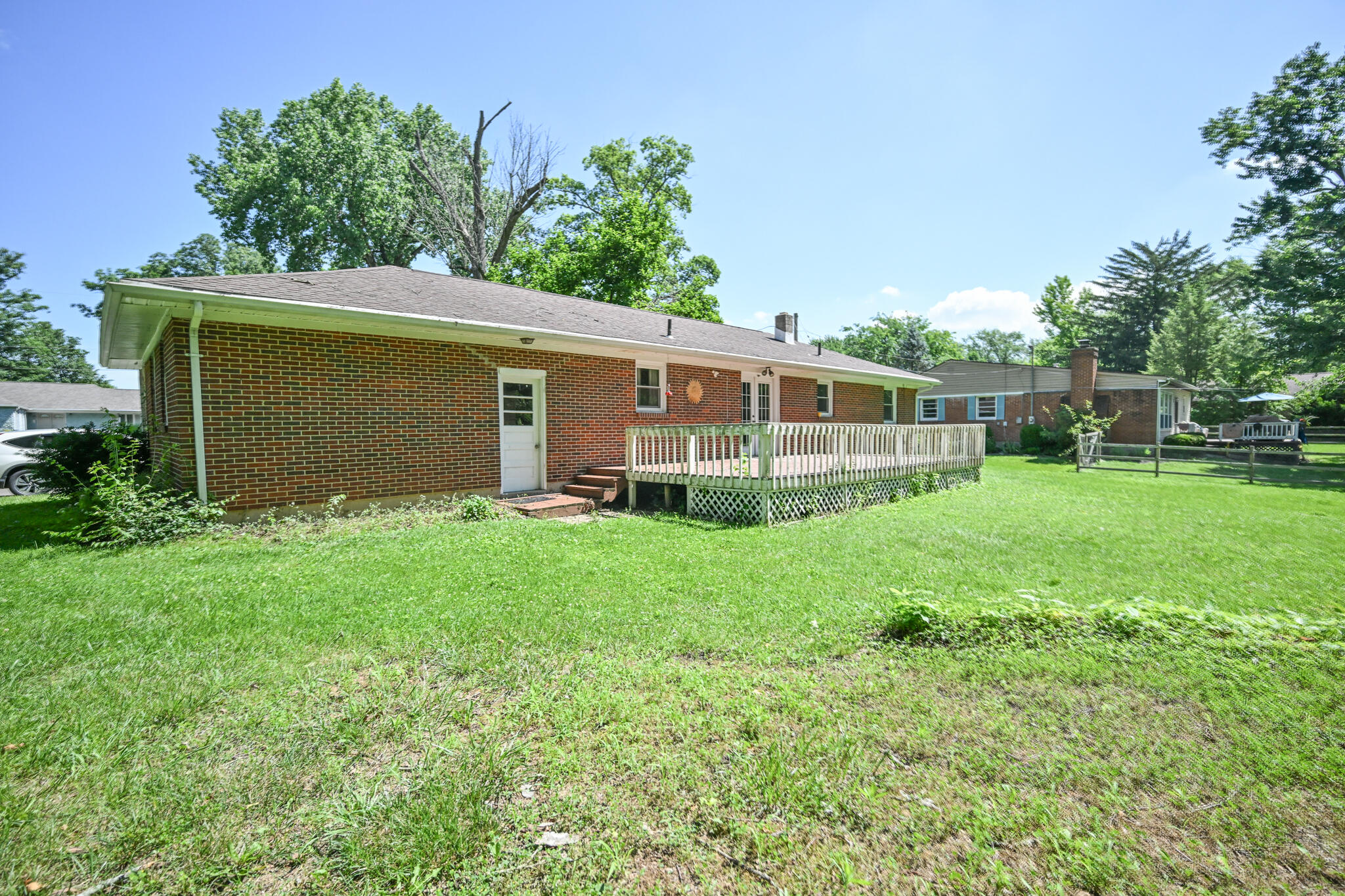 645 Dorchester Drive, Springfield, Ohio 45506