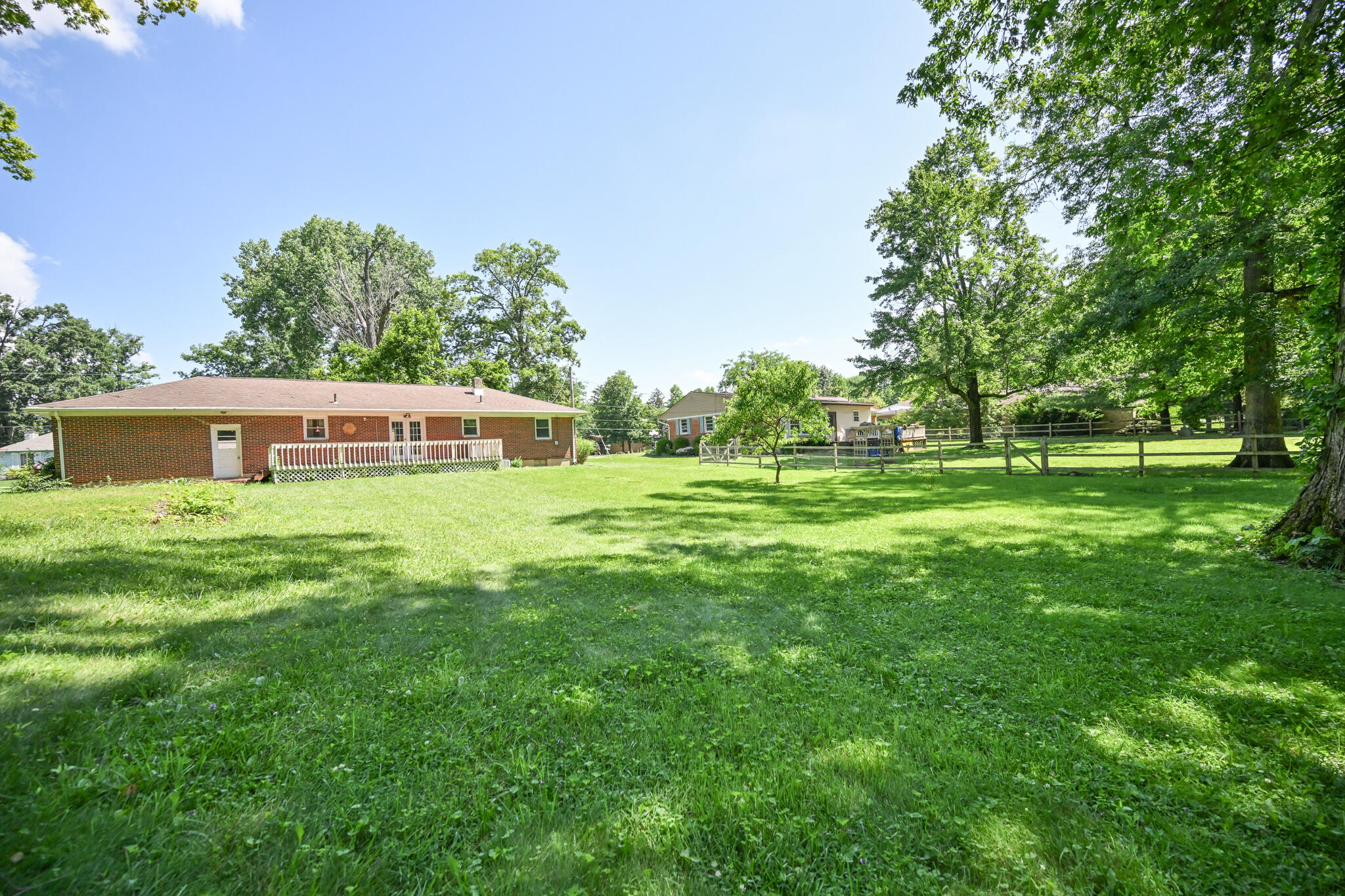 645 Dorchester Drive, Springfield, Ohio 45506