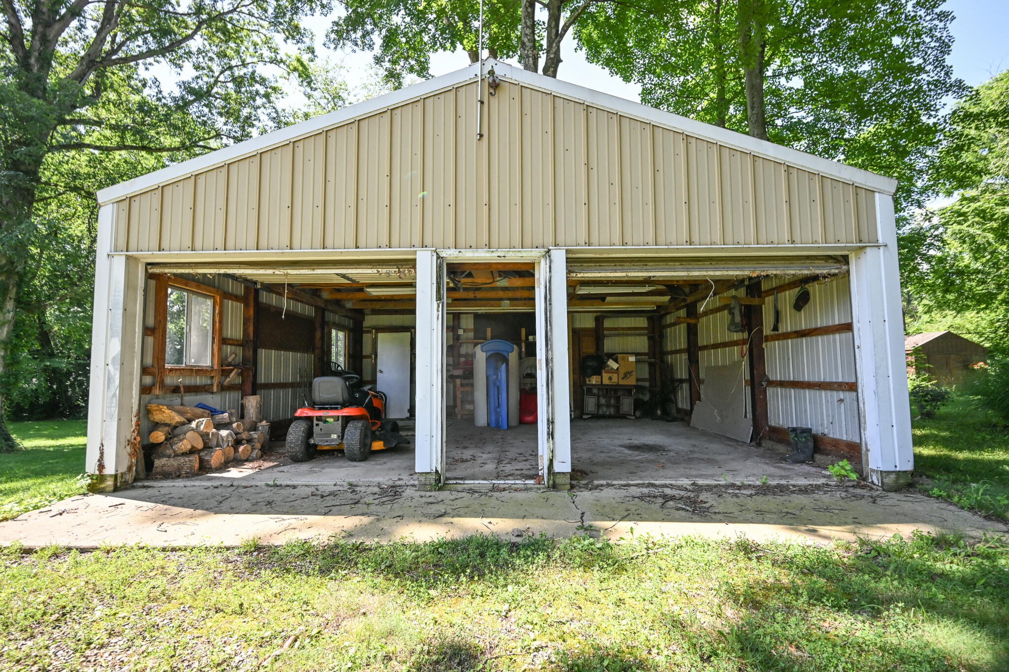 645 Dorchester Drive, Springfield, Ohio 45506