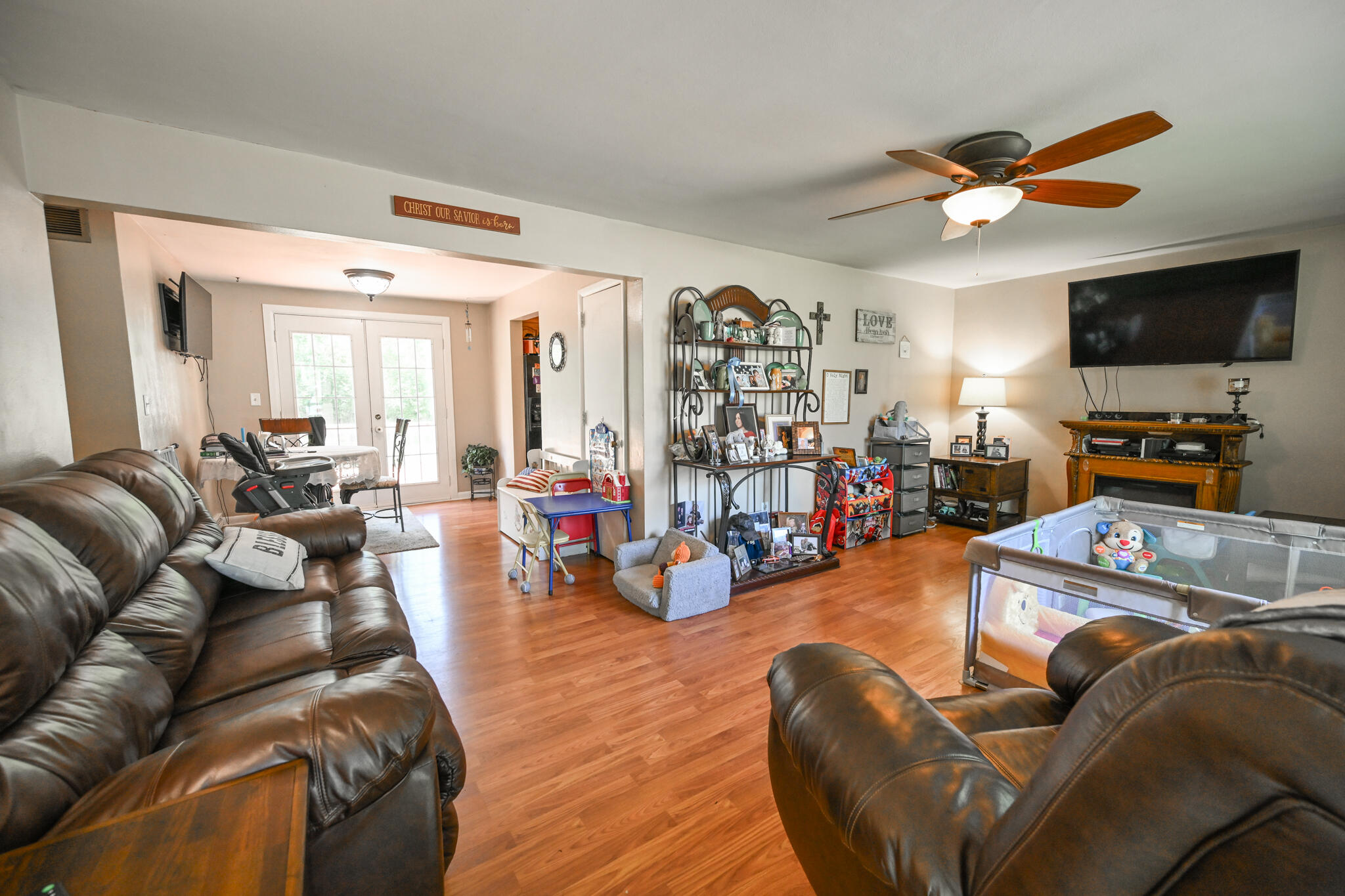 645 Dorchester Drive, Springfield, Ohio 45506