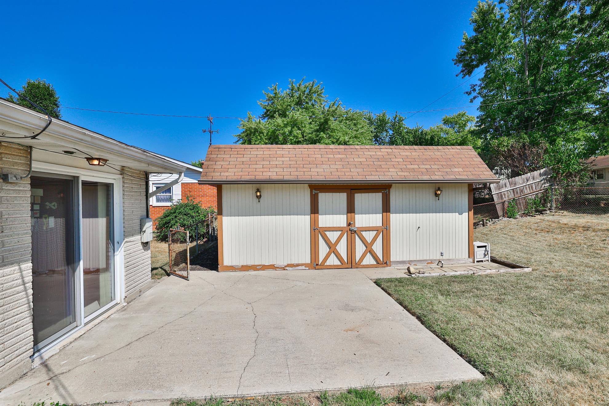 210 Zimmerman Street, New Carlisle, Ohio 45344