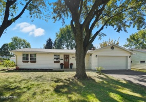 168 Garmatter Street, Bluffton, Ohio, 3 Bedrooms Bedrooms, ,2 BathroomsBathrooms,Residential,For Sale,Garmatter,308419