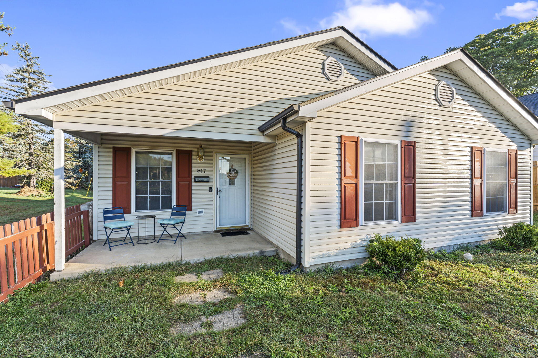 817 Drury Lane, Troy, Ohio 45373