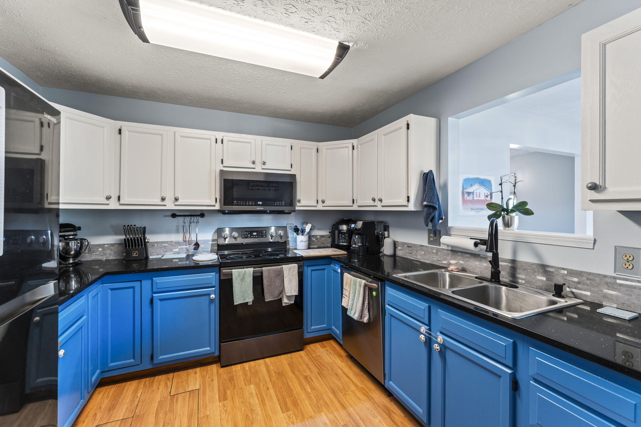 817 Drury Lane, Troy, Ohio 45373